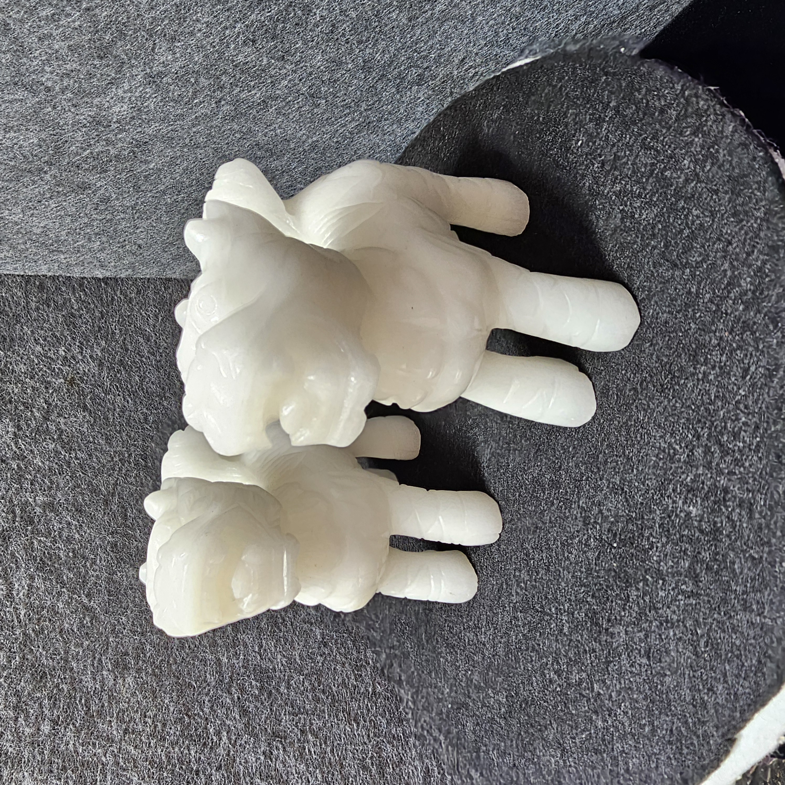 護宅擋煞白玉麒麟