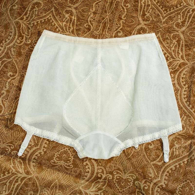 Vintage Amourette Lace Girdle with Garter / Elastic Waist Band- Approx Size S(FC147)