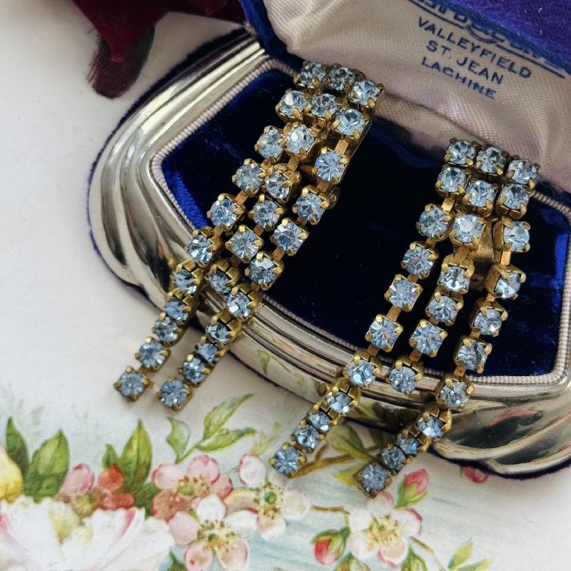 Vintage C.a. 1950-70s American Powder Blue Sparkling Crystal Waterfall Tassel Long Clip Earrings / Cocktail Earrings (MT1795)