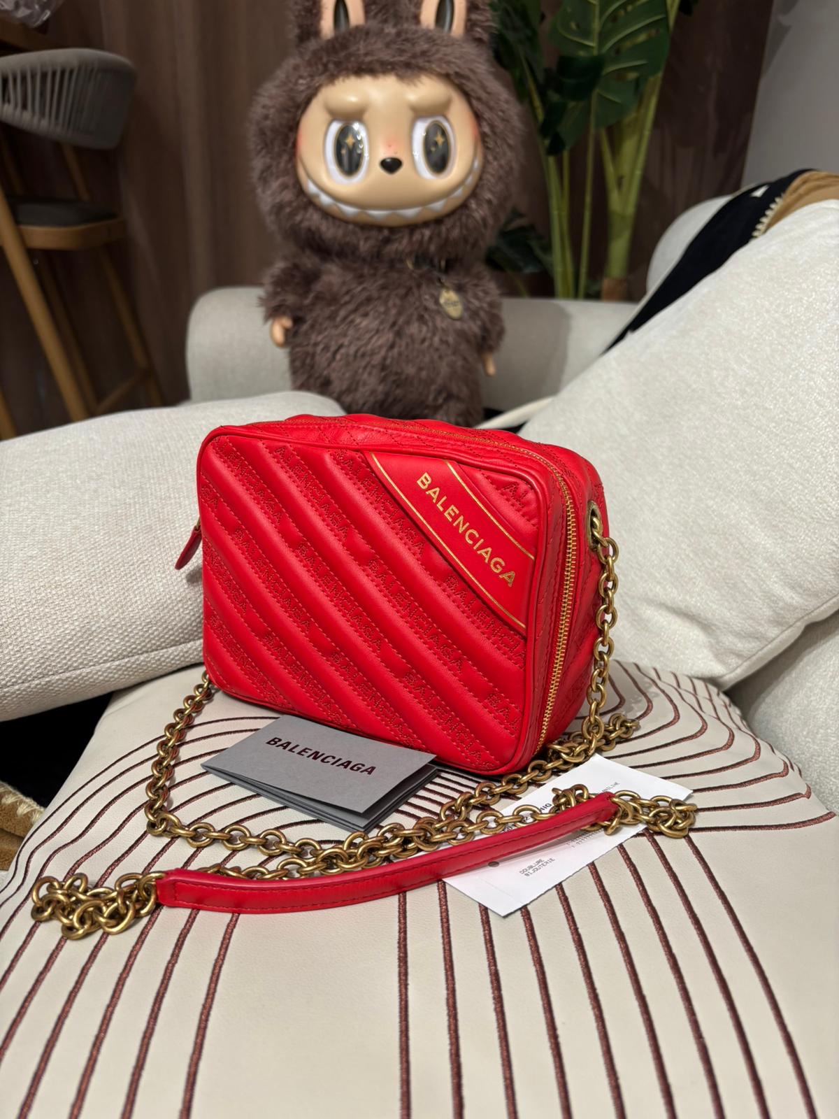 Balenciaga Chain Shoulder Bag小牛皮 camera bag 502026 100%Authentic, 98%New ✅Dust bag