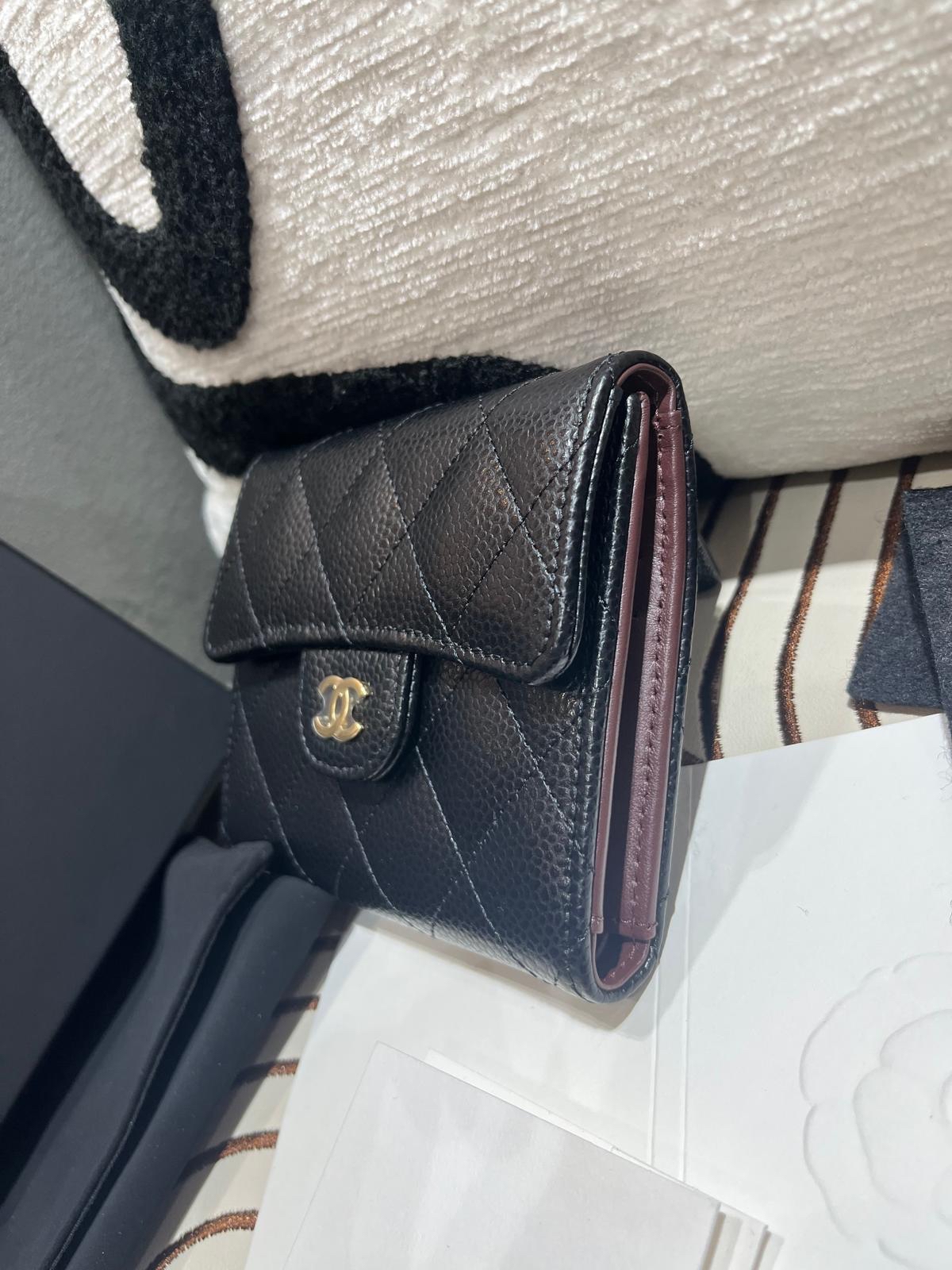 全新 Chanel Classic Flap Wallet 黑色魚子醬牛皮金扣 100%Authentic, Brand New 全新 ✅收據✅晶片✅Dust Bao✅Box