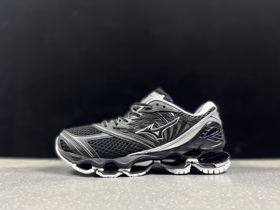 Mizuno Wave Prophecy LS 
