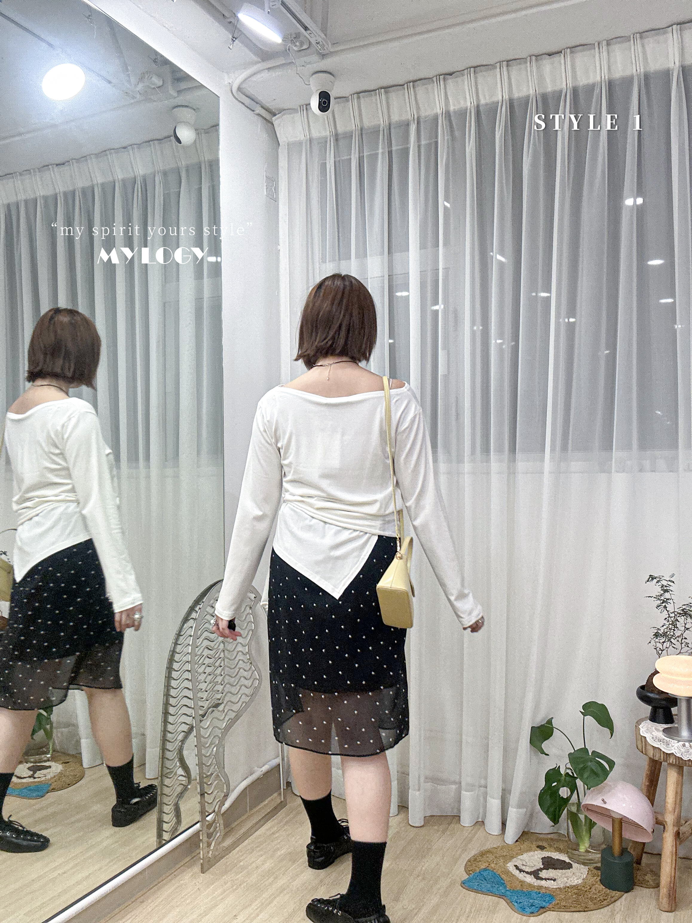韓系 L/S Off Shoulder 排扣不規則下擺 TEE JD0008 - 白色 Ivory