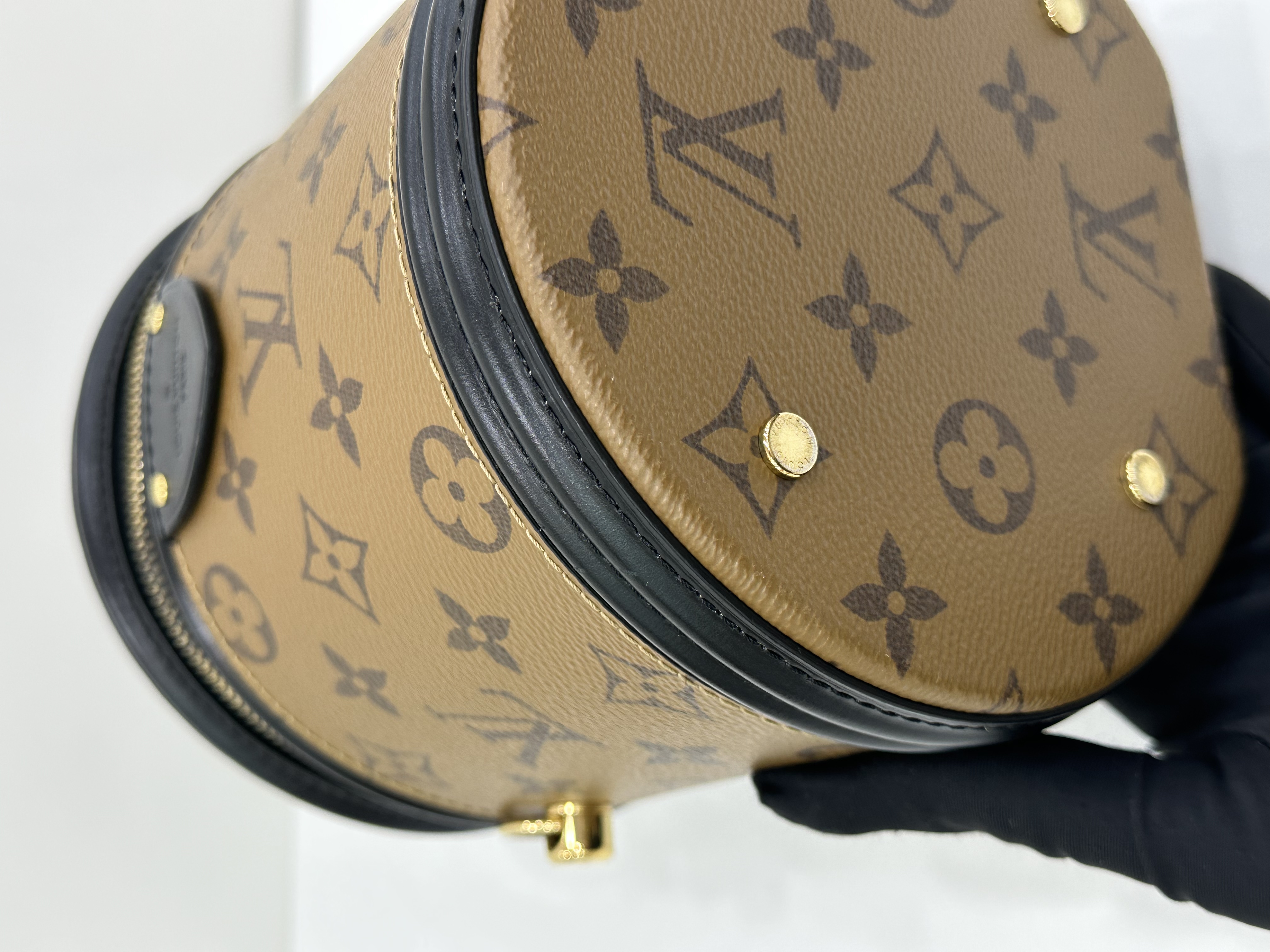 直播貨品 |  [1個-$100 2個-$300］GG05