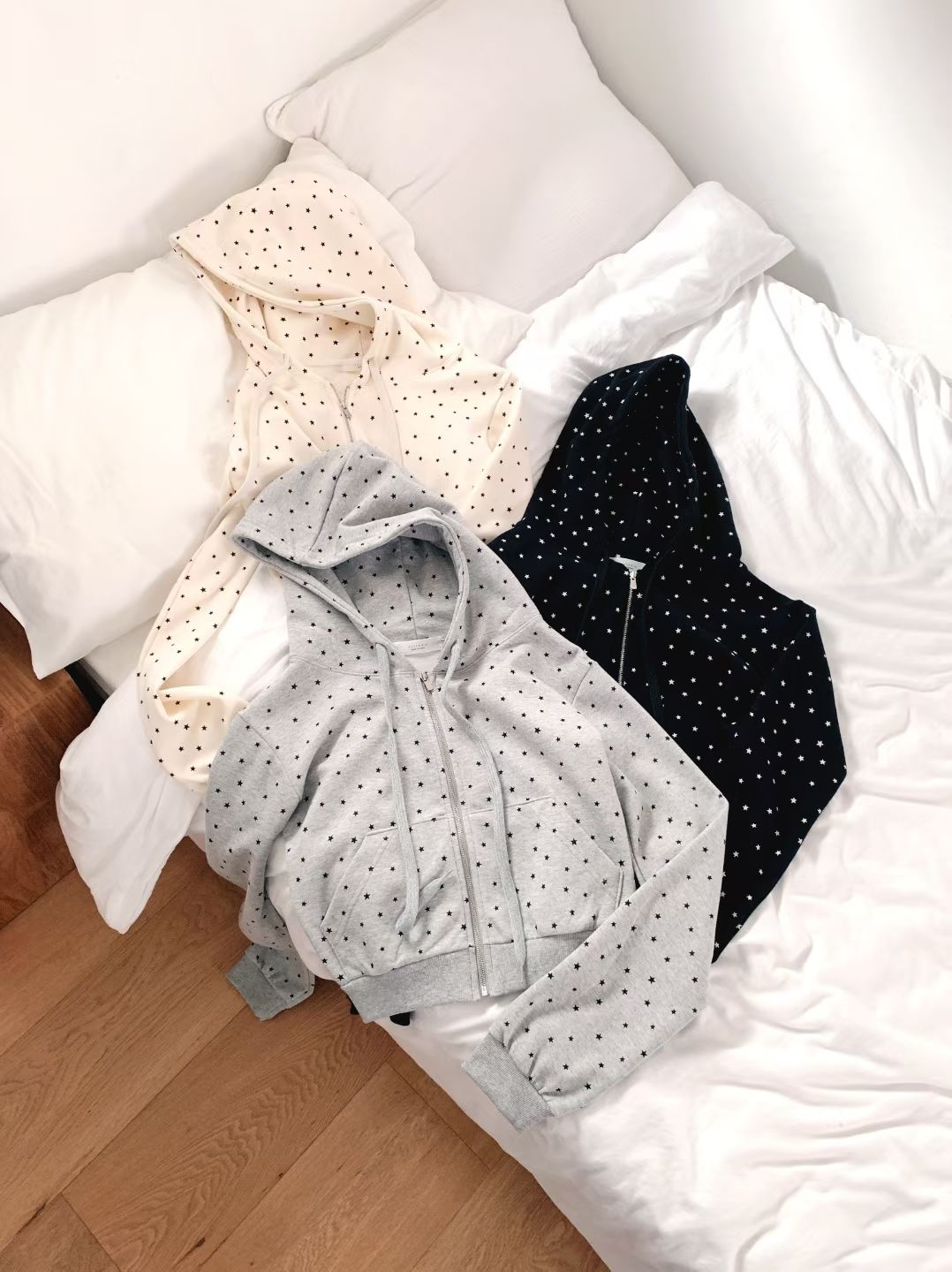 韓國星星jacket 短褲套裝 如買一套需拍兩件（jacket+ pants ）