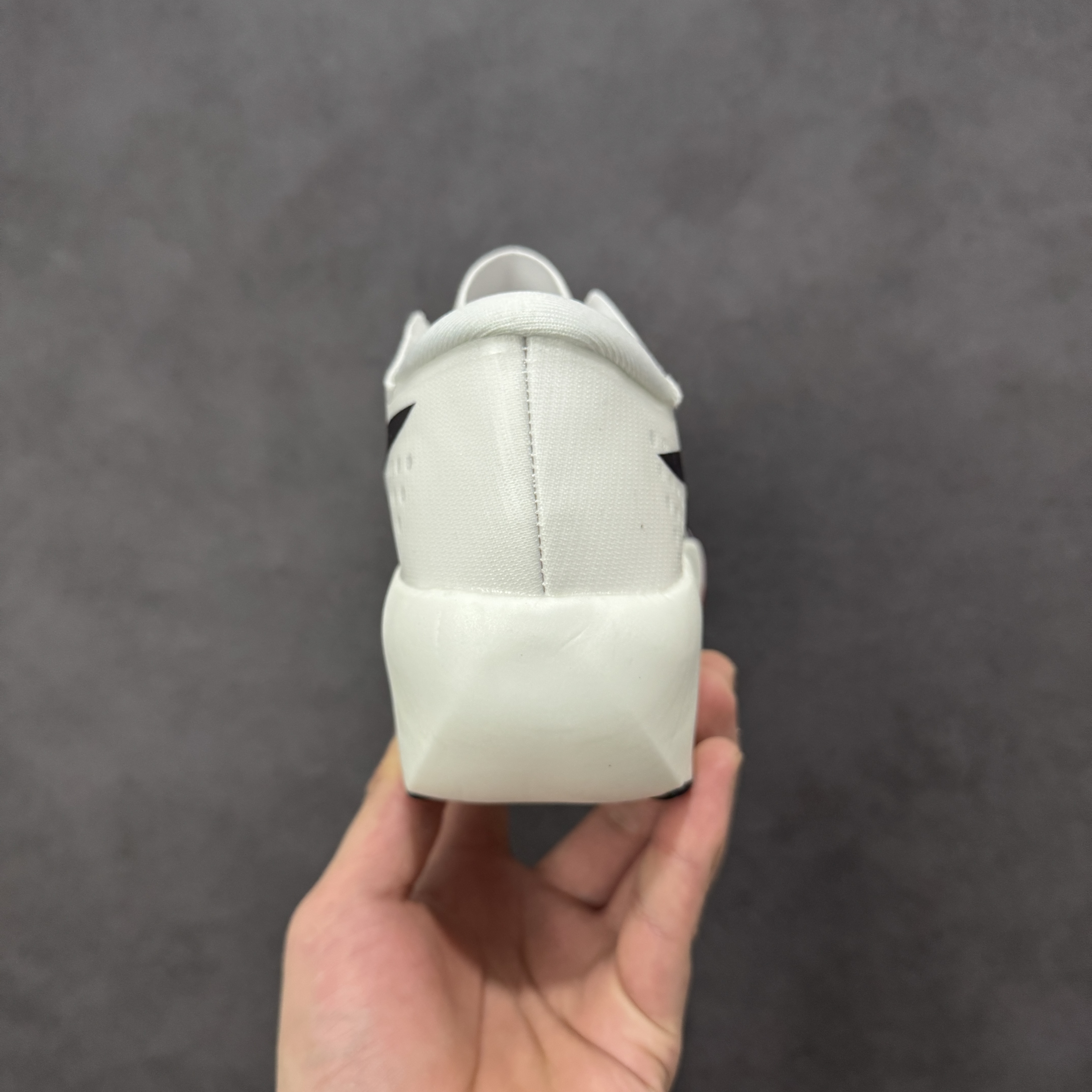 Asics Metaspeed Ray Tokyo 1013A176-100