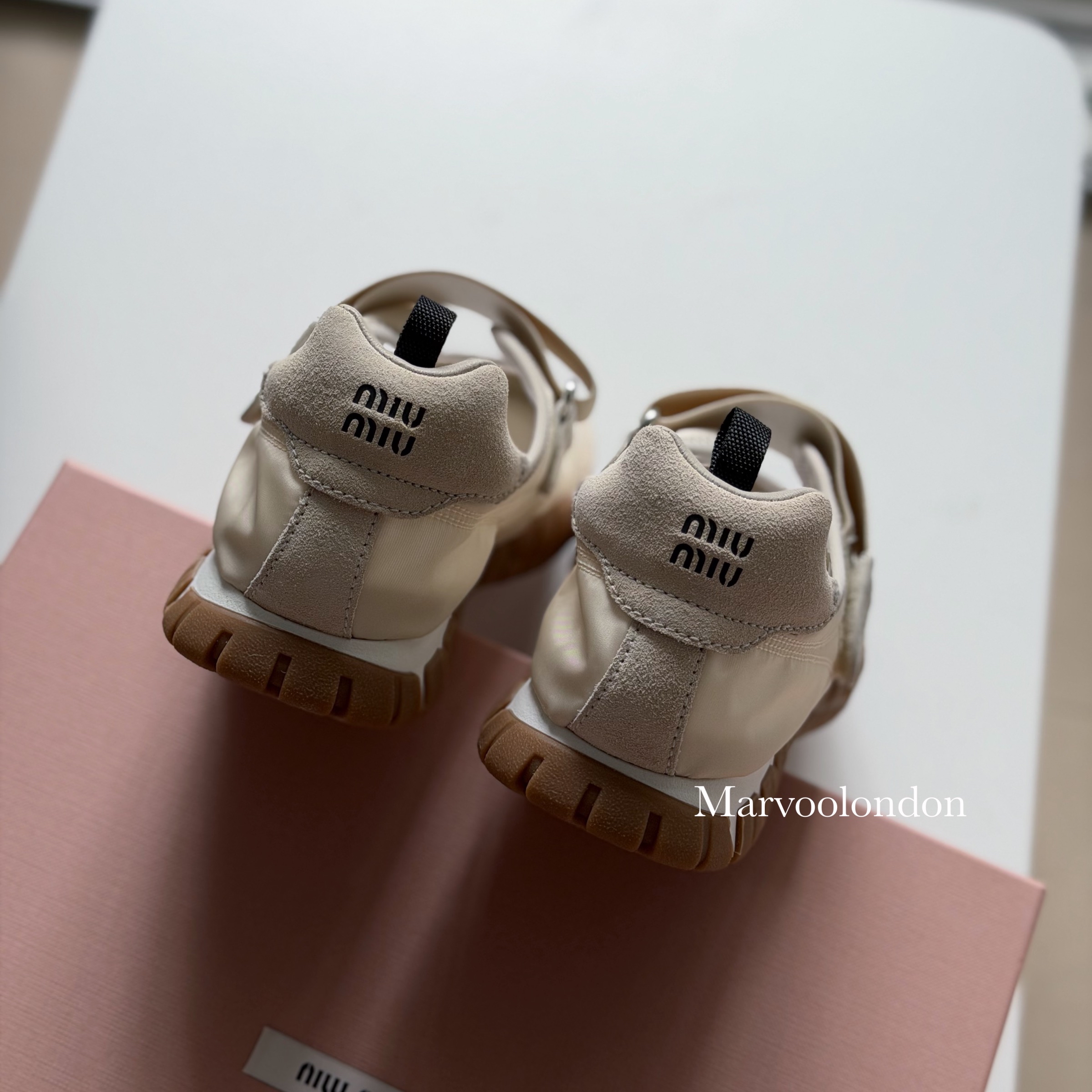 限時優惠✨現貨🍒MIUMIU Tyre魔術貼ballerinas  Size 35-38.5