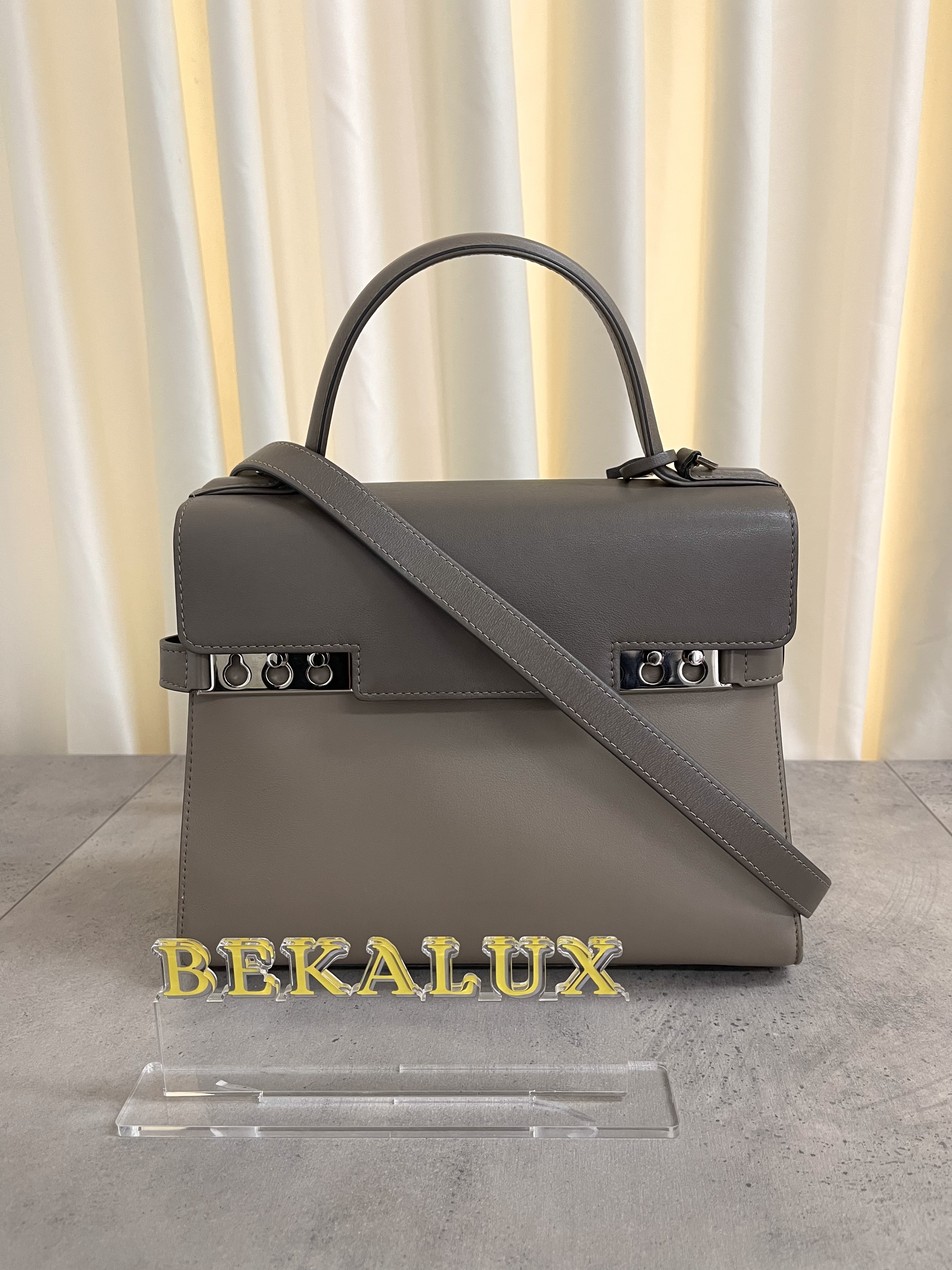 Pre-owned Delvaux Tempête/ Product Code: 26012404