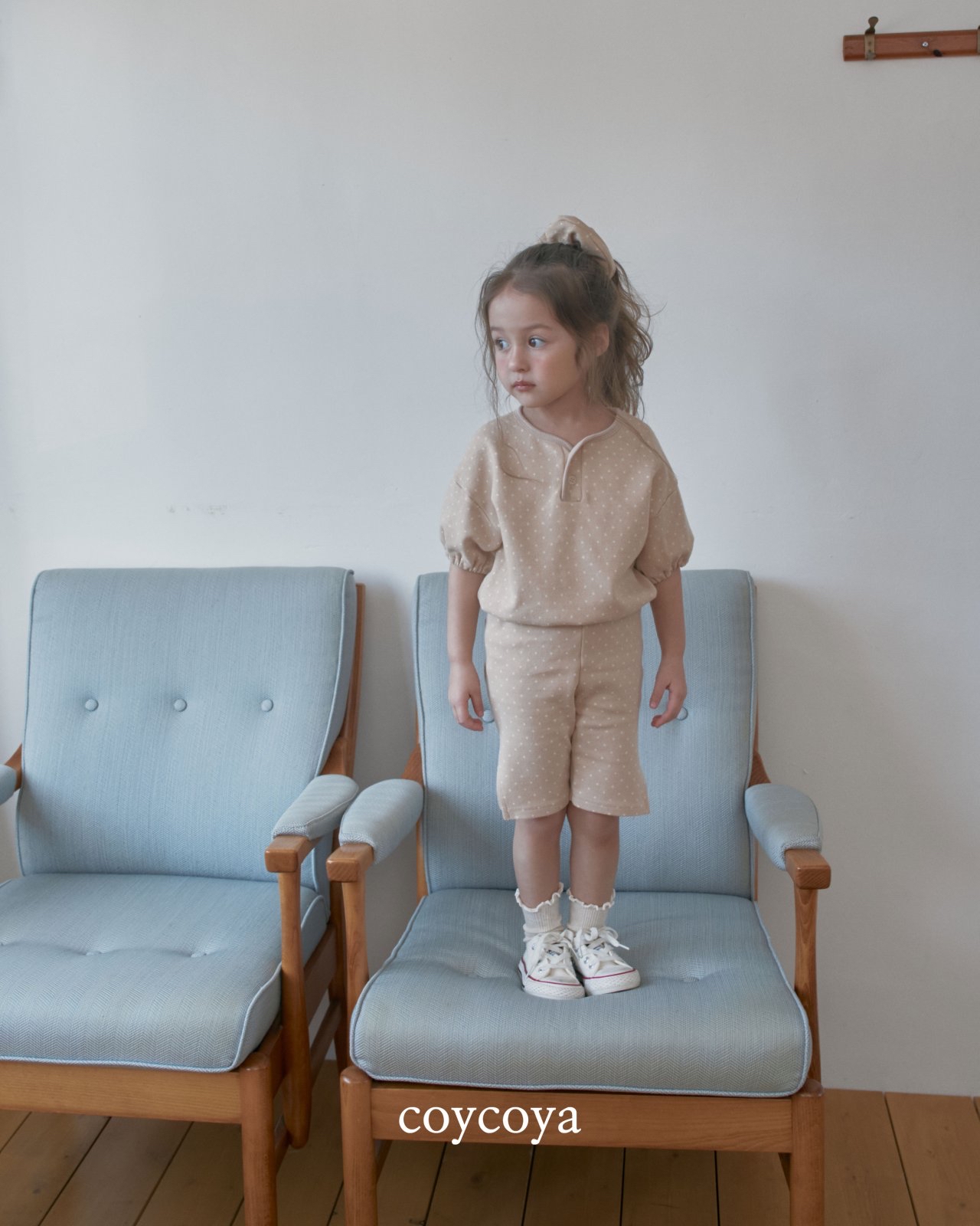 🌸預訂 韓國直送🌸🇰🇷COYCOYA兩色波點開衩七分褲