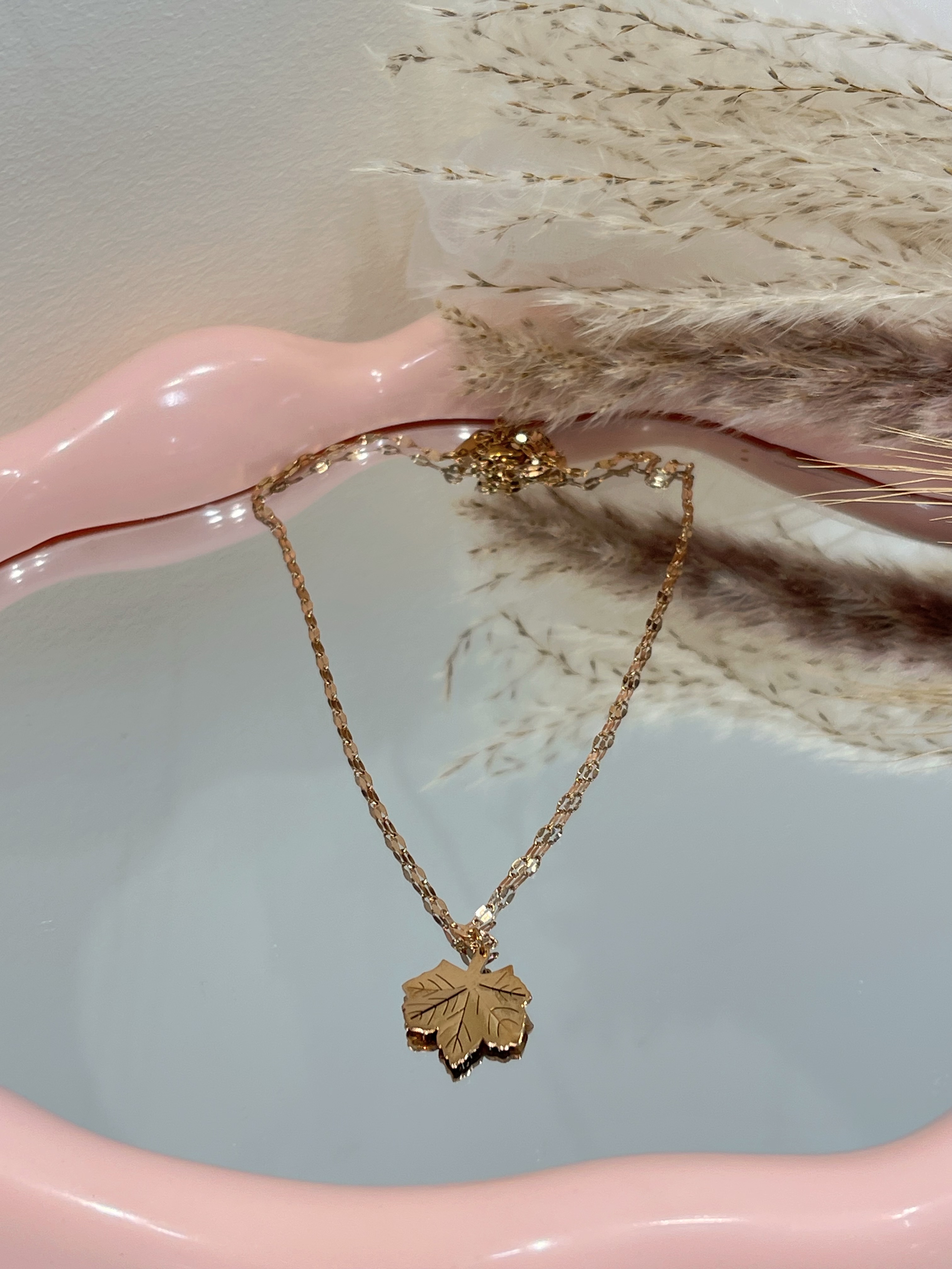 小众设计枫叶🍁钛钢项链