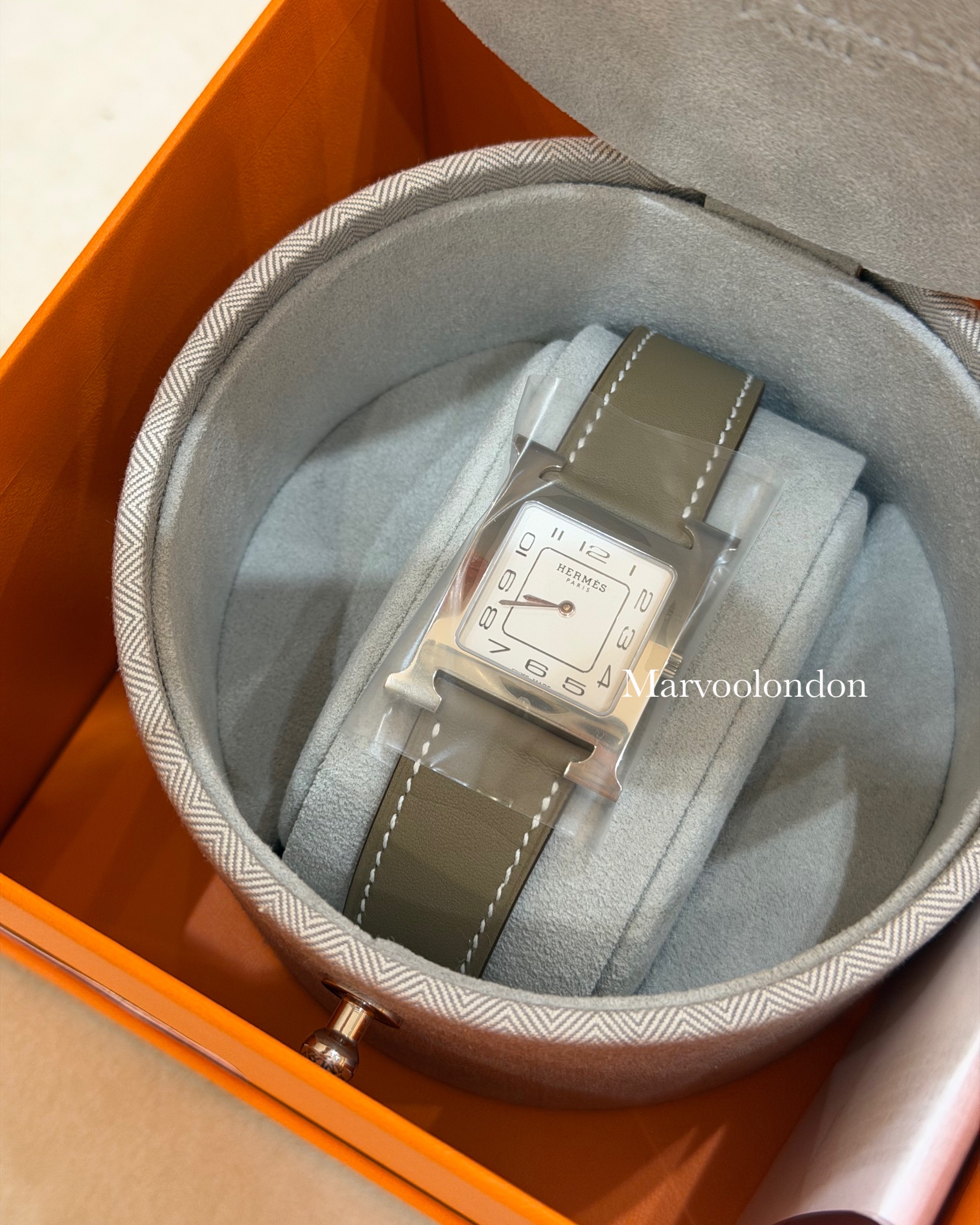 配貨價出手錶‼️Heure H watch 30mm 大象灰銀 swift  ✨  有專門店保養卡 適合手腕 14.5-17cm