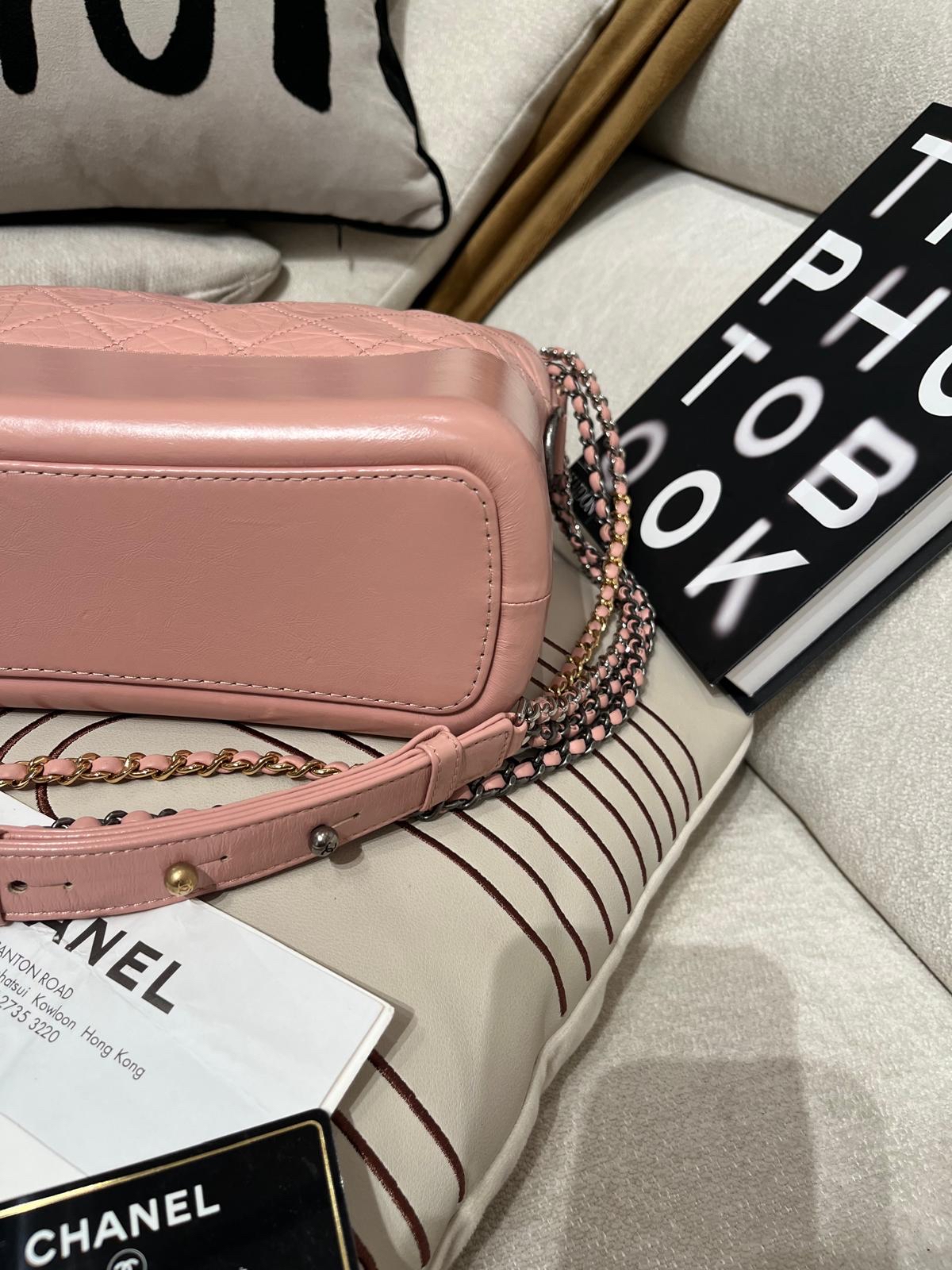 Chanel gabrielle hobo medium 100%Authentic , 96%new ✅收據 ✅card ✅dust bag 