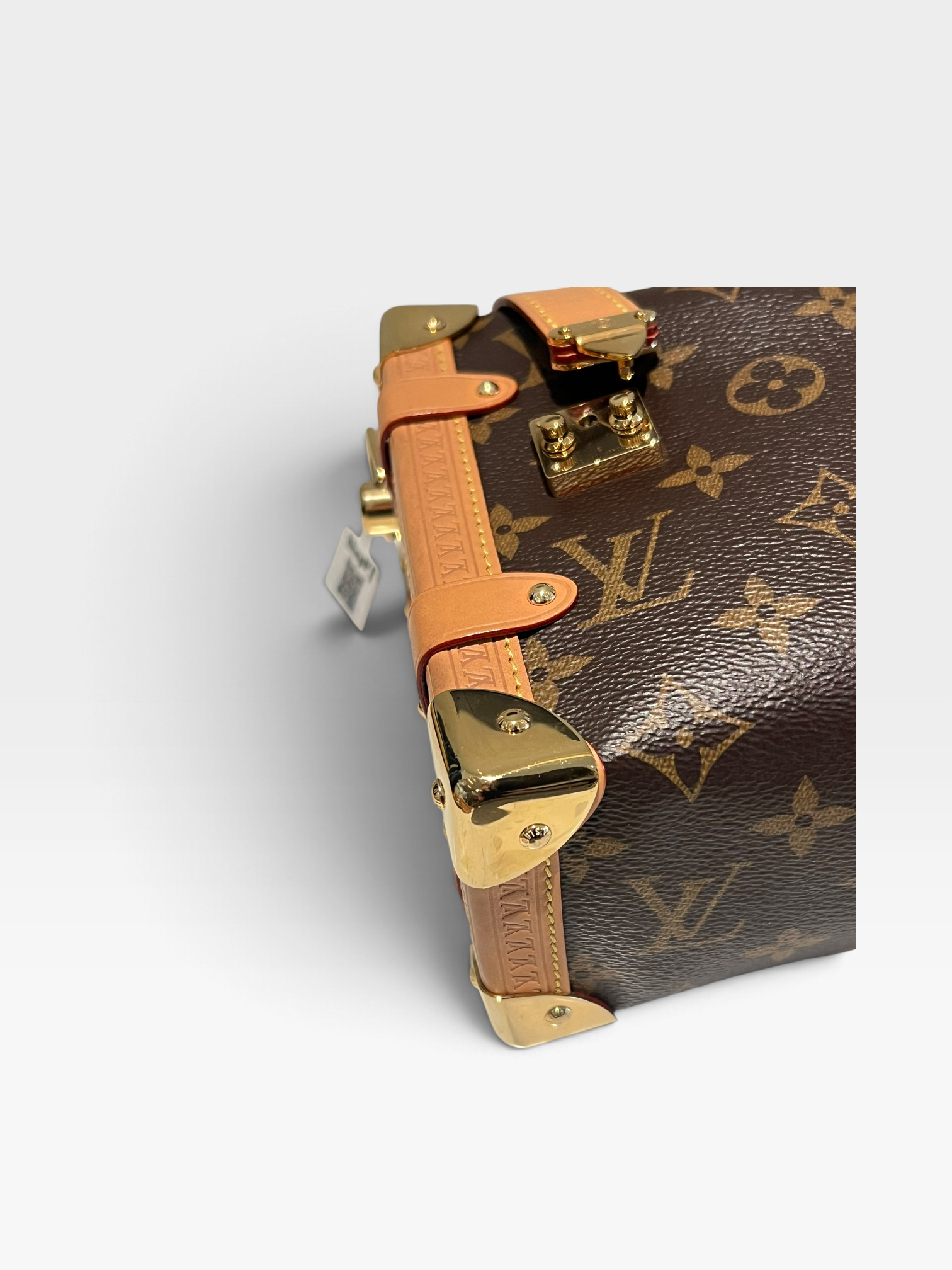 Pre-Owned LV Side Trunk Bag / Product Code: 091807