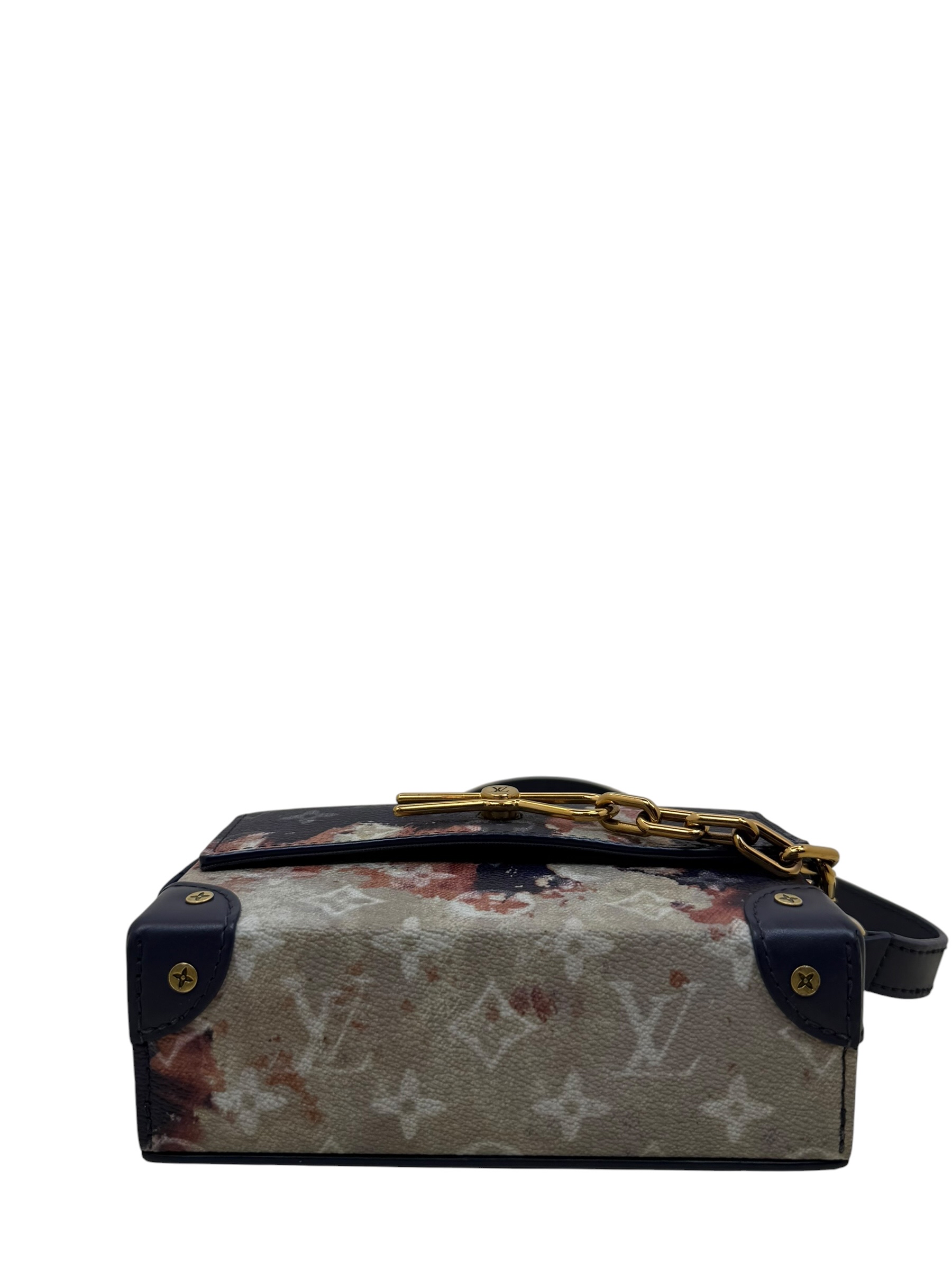 直播貨品 |  [1個-$100 2個-$300］ C33