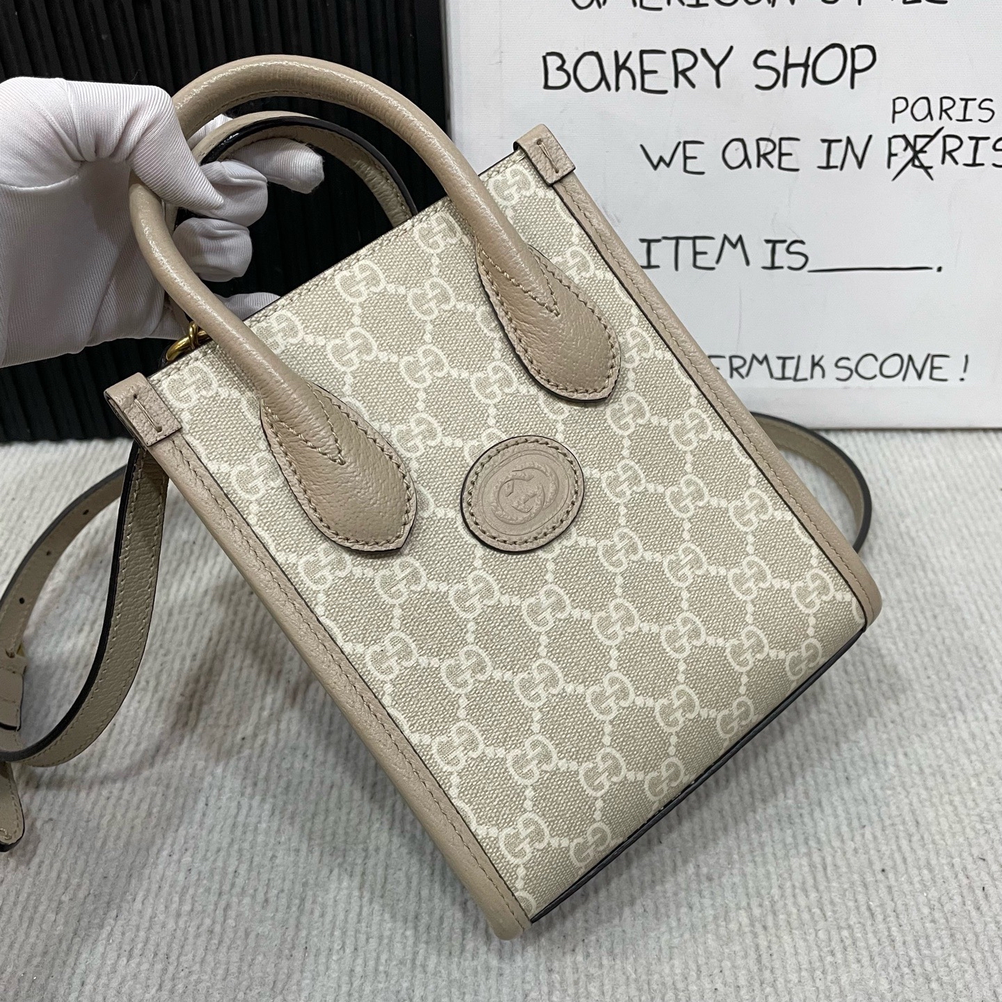 【預訂貨品】Gucci燕麥色老花琴譜包 