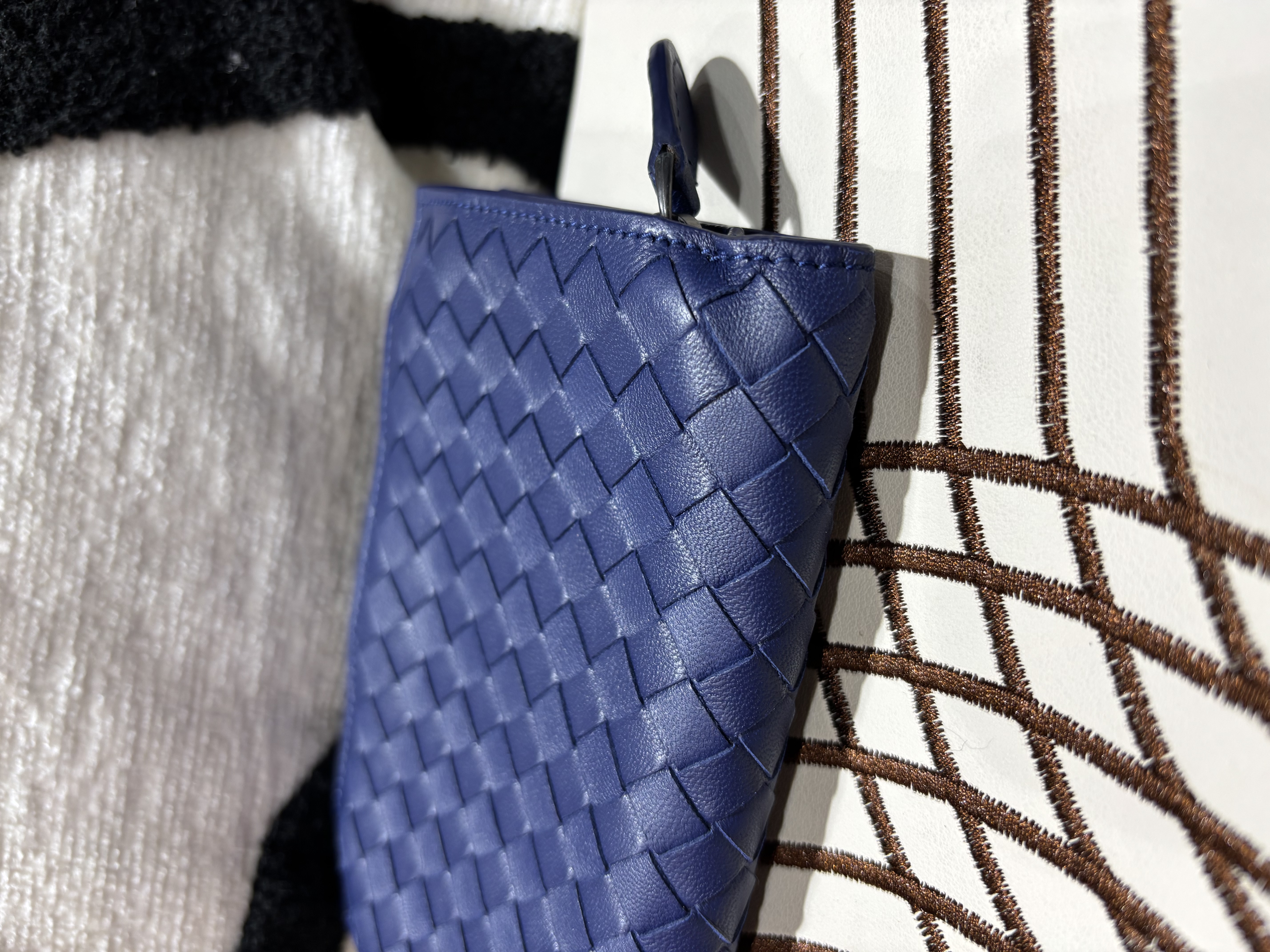 Bottega Veneta BV Long Wallet,100%Authentic,98%new  