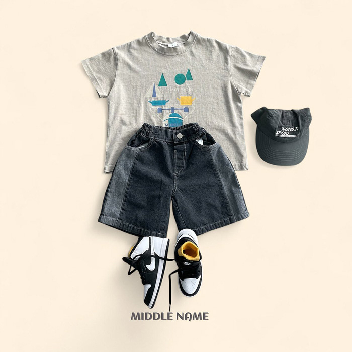 🇰🇷middle name tee