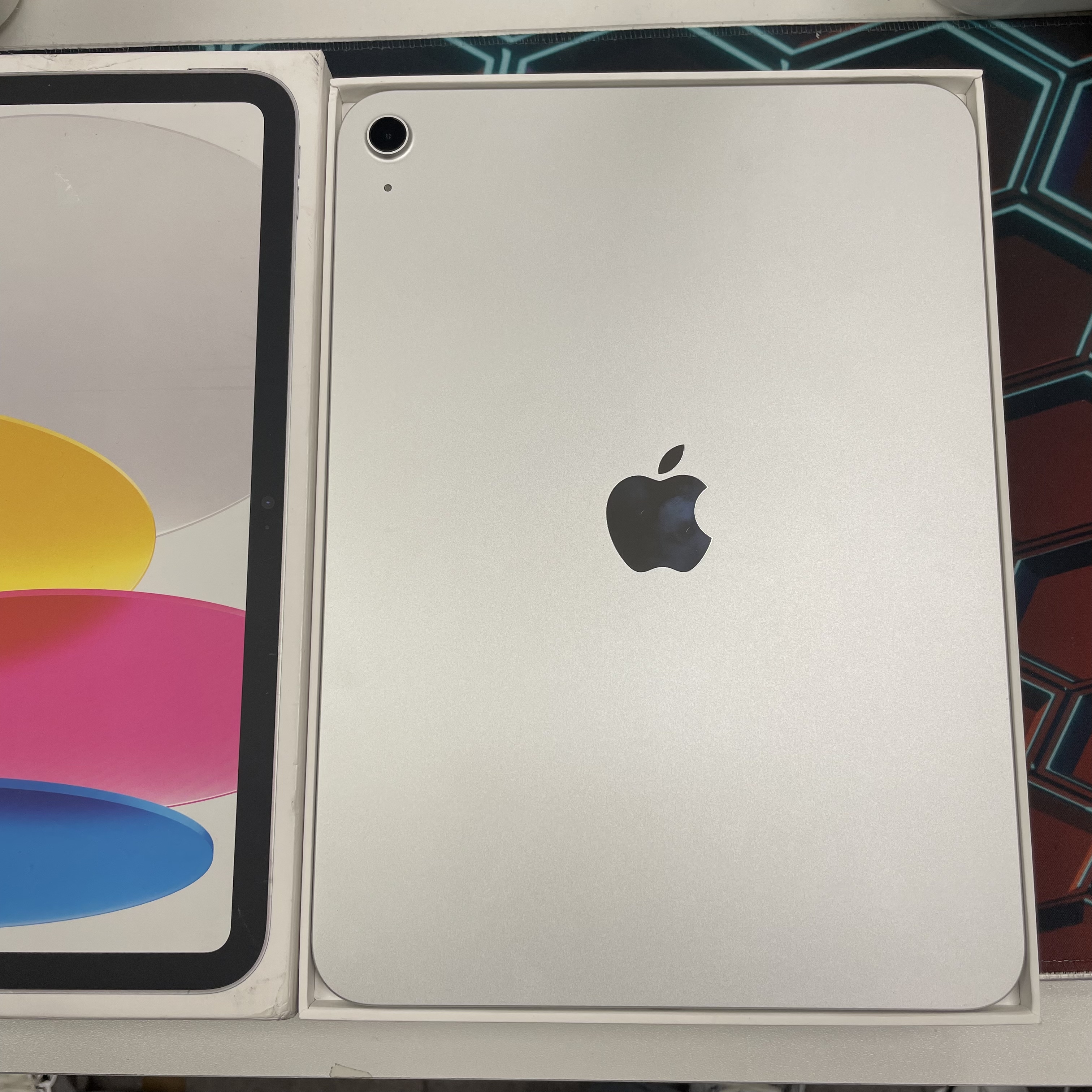 *6238 iPad 11 未使用品 128GB WIFI版 銀色 sliver