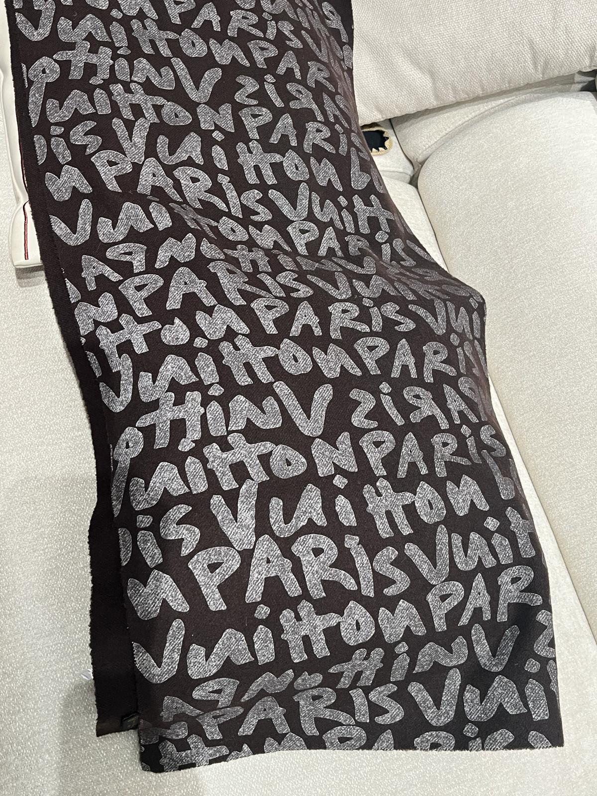 LV Scarf 羊毛頸巾 100%Authentic, 98%New ✅Box