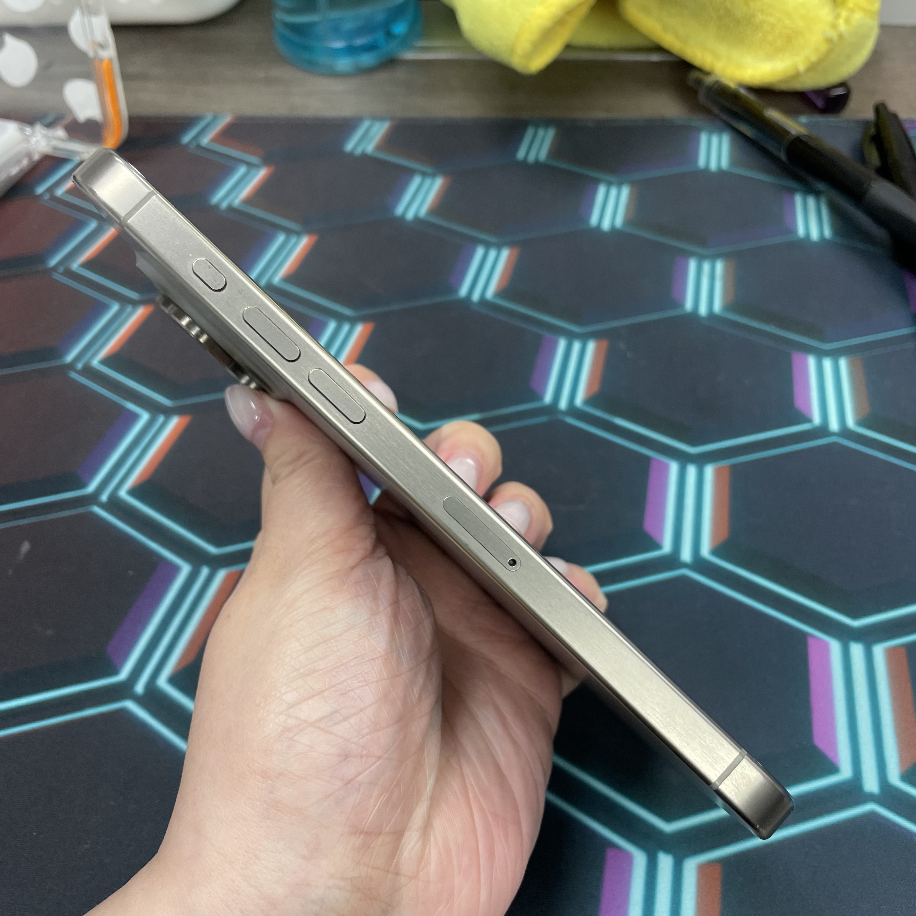 *6710 15 Pro max 超靚機 256GB 電85 原色 gray