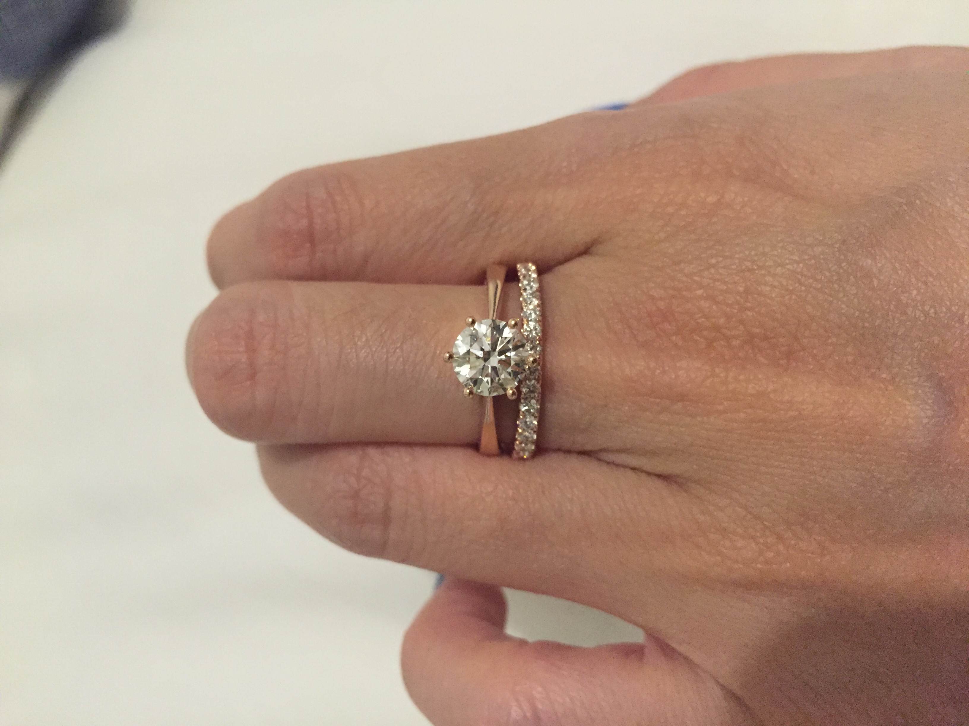 Rose gold diamond engagement ring and wedding band set