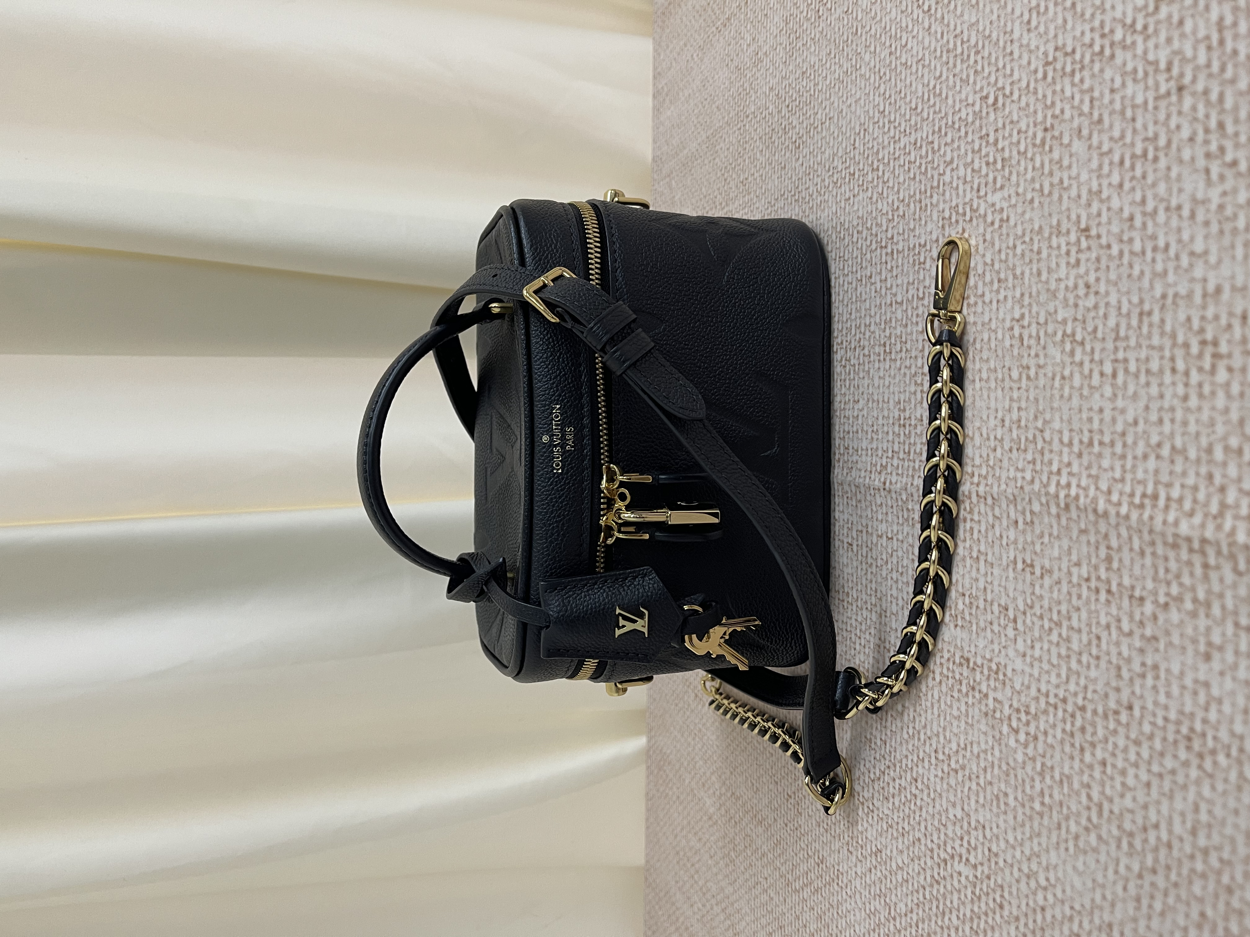 Pre-owned Louis Vuitton Monogram Empreinte Vanity Caae/ Product Code: 26053004