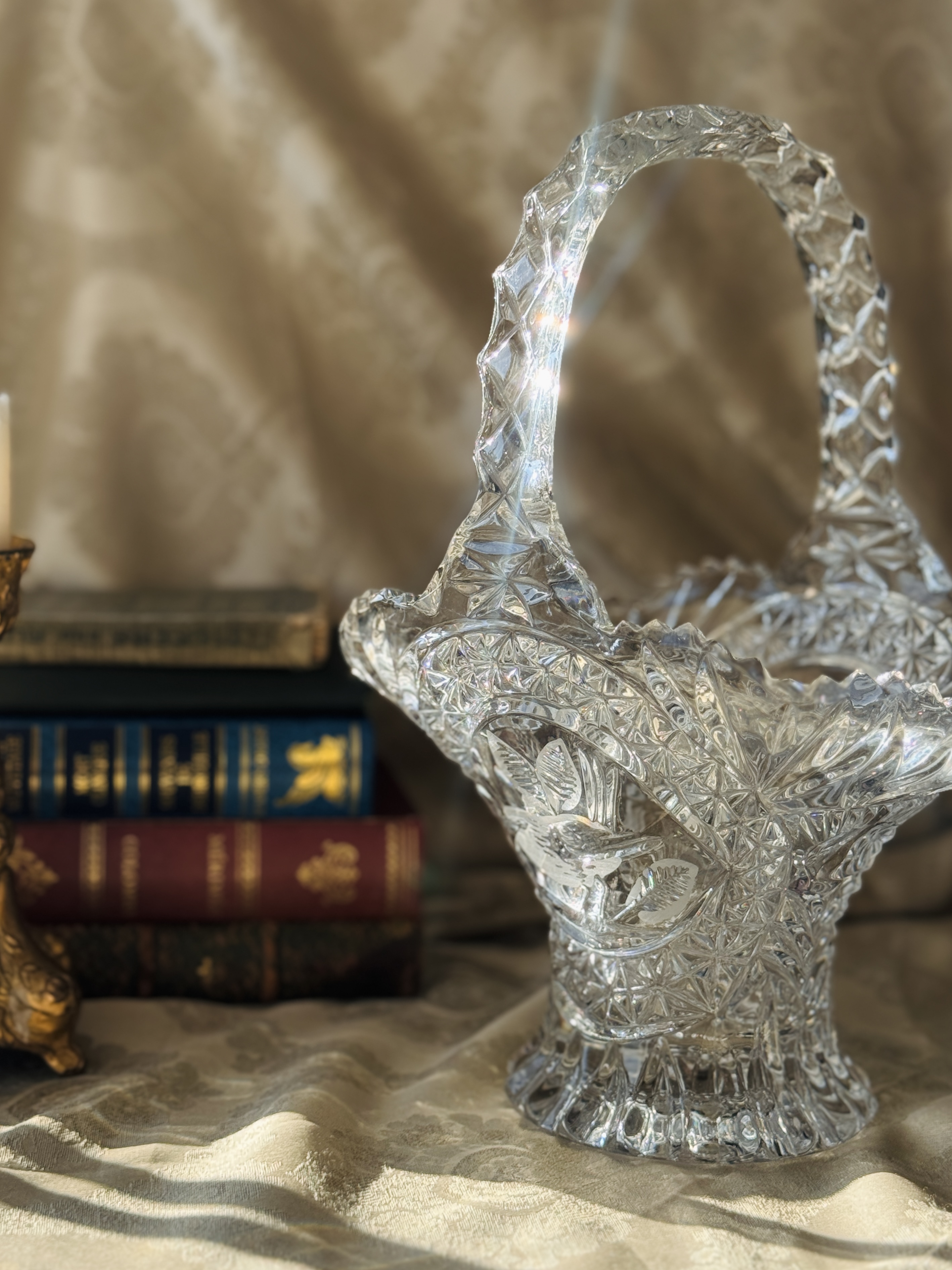 C.a. 1970s–1980s German Hofbauer "The Byrdes Collection" Bird Motif Crystal Deep Basket (MT2587)