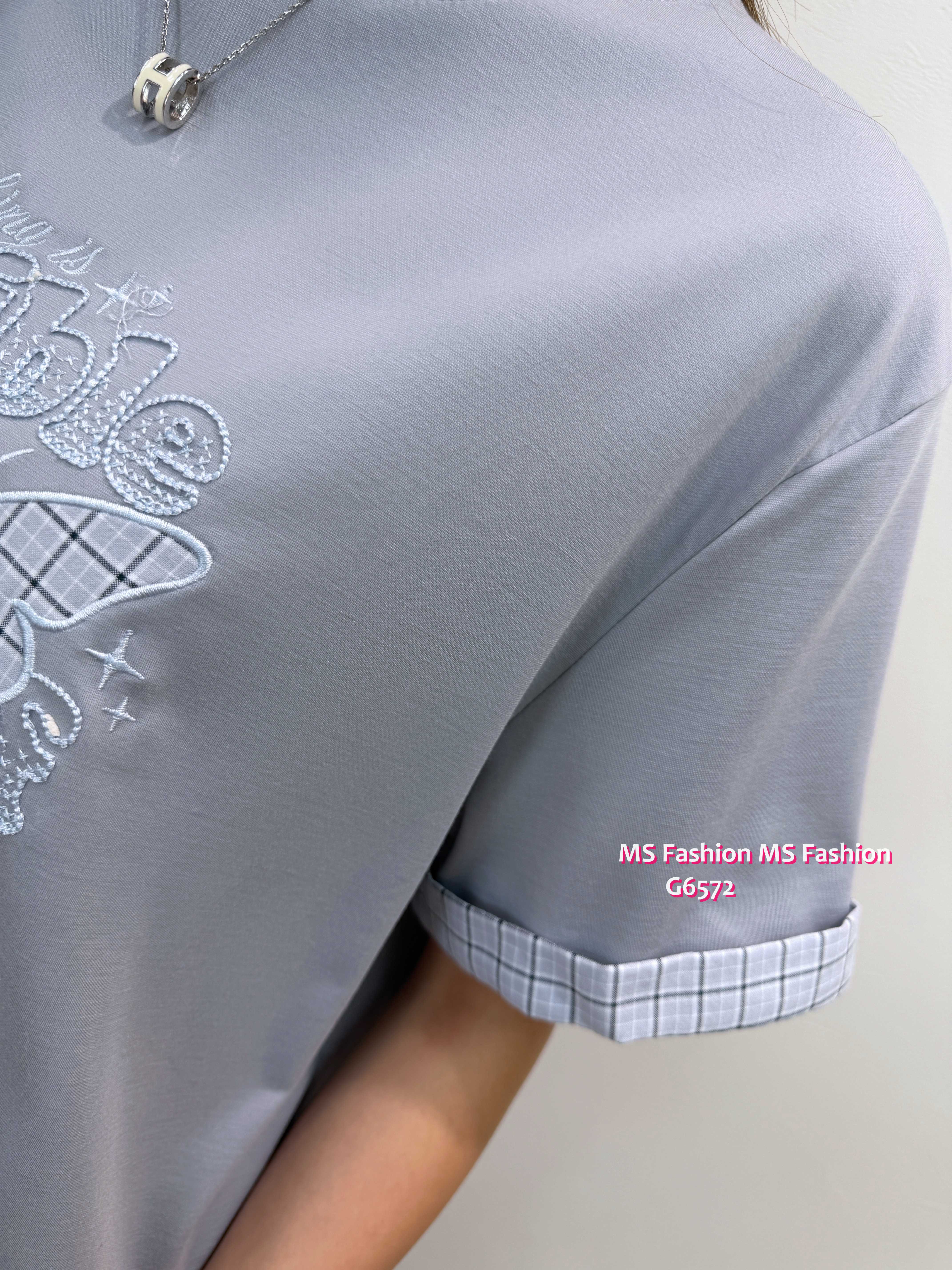 G6572 字母蝴蝶圖案top