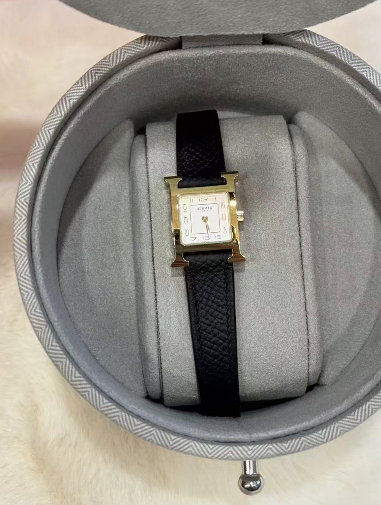 配貨價出手錶‼️Heure H watch 21mm 黑金手錶