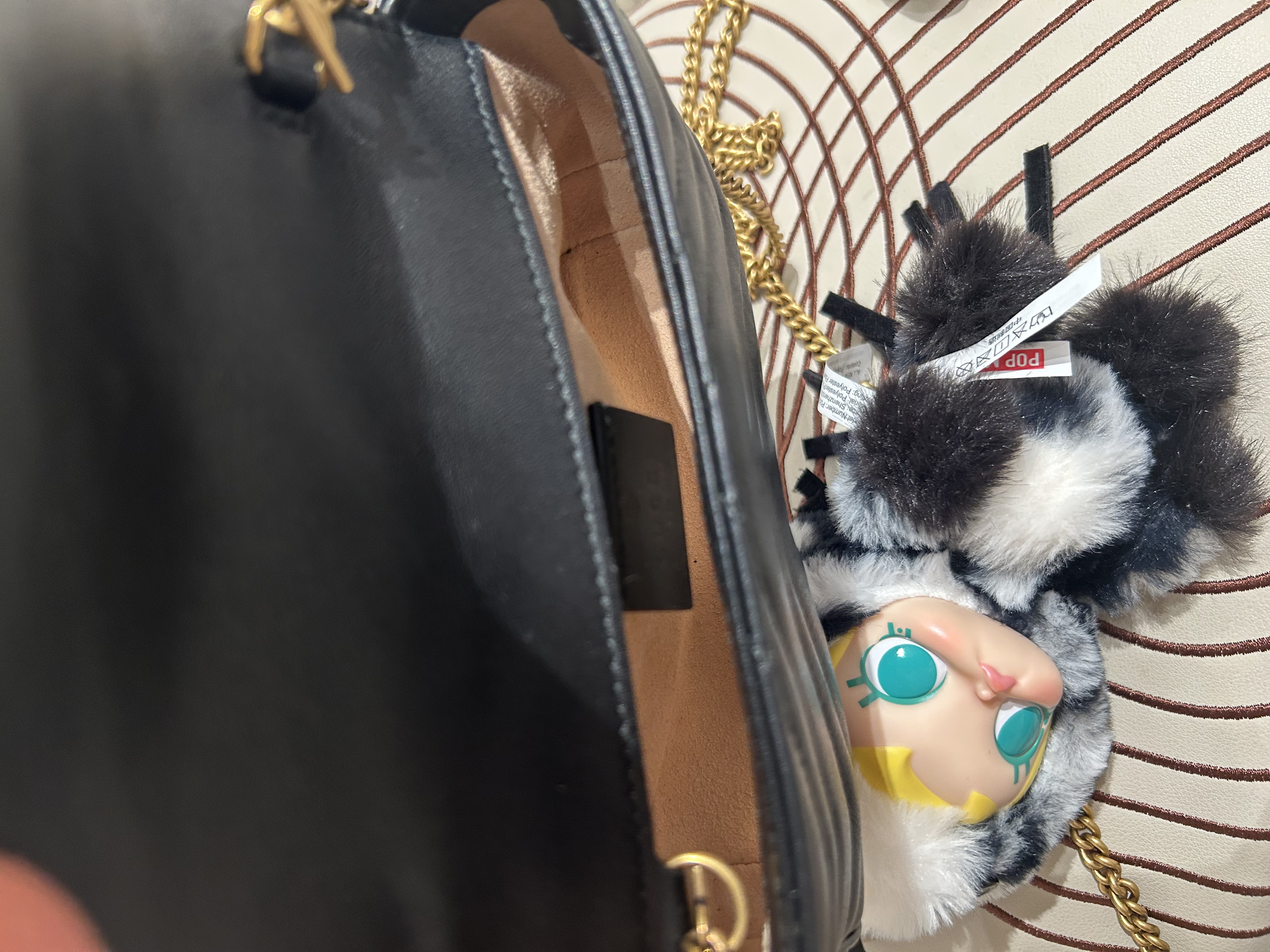 Gucci gg marmont mini flap bag 黑色牛皮金鏈 100%Authentic, 98%new ✅Dust bag✅ box 