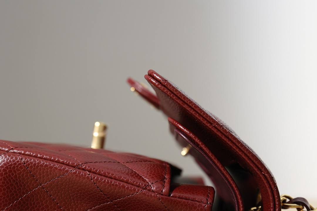 CF枣红金25cm❤️‍🩹 我们家的货出来就是风靡全网 独家正品原厂皮渠道货、荔枝纹银扣出货啦！ 独家渠道货，真正的进口原厂货，正品工艺品质，我们确保所有材料，五金，车线，油边都达到正品百分百的原厂渠道材料，连味道都能一样‼️🔥