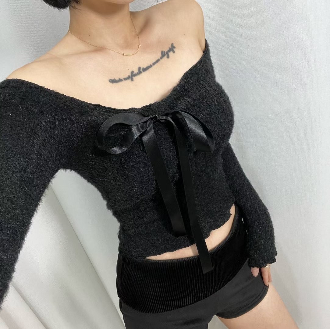 韓國溫柔感毛毛質地一字膊蝴蝶結top