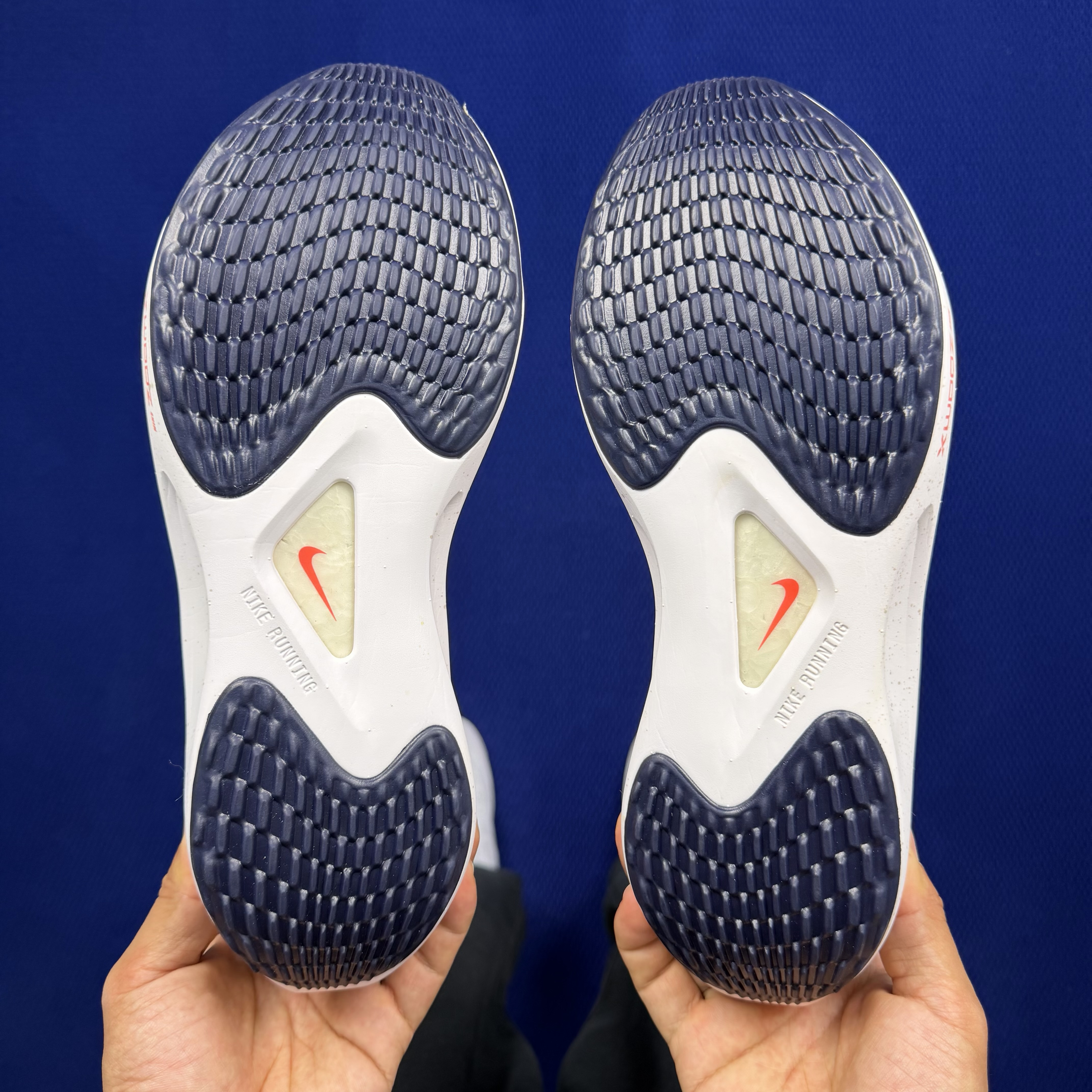 Nike Zoom Fly 5 DM8968-100