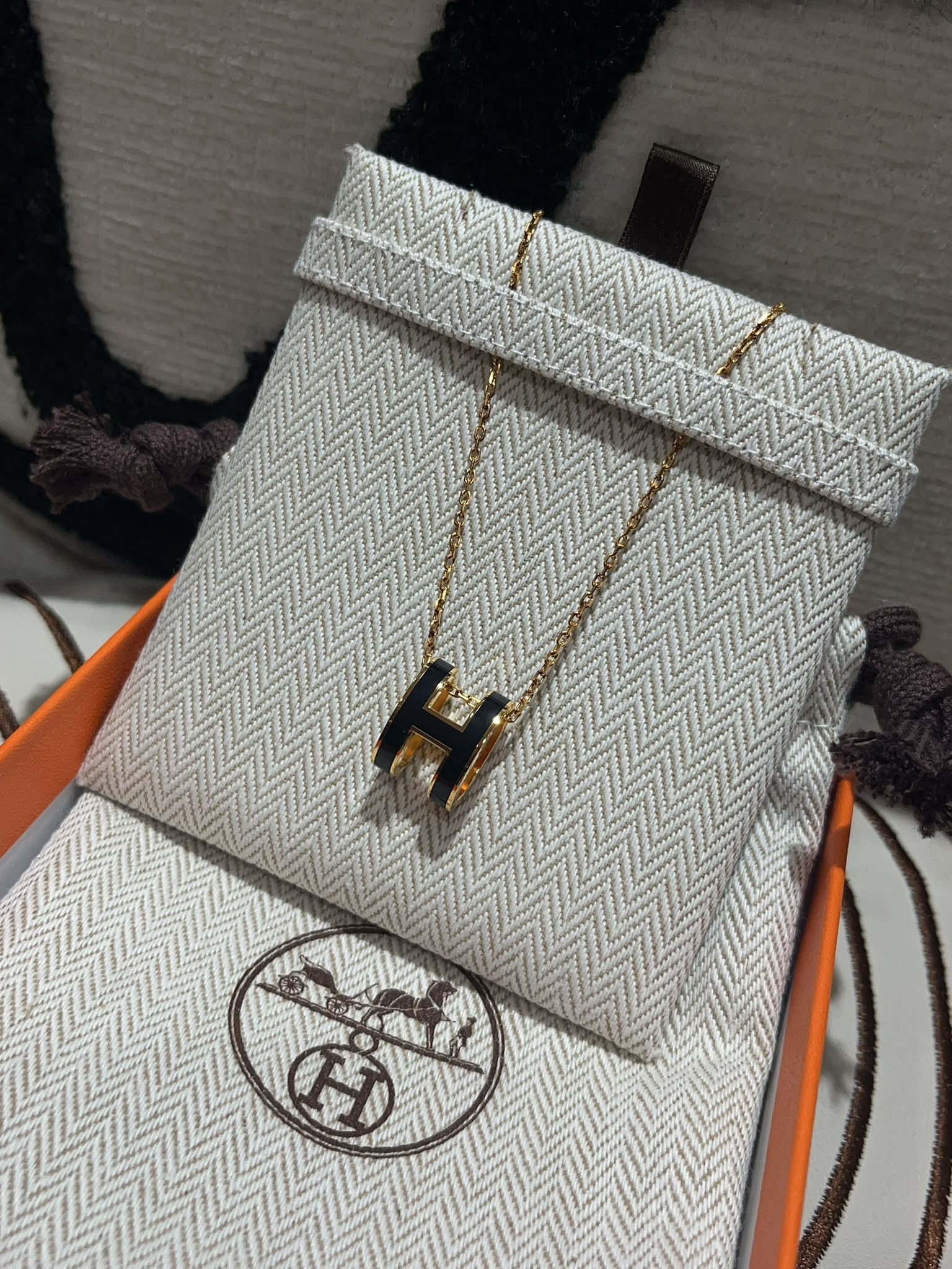 全新 Hermes pop H necklace 黑金大POP H 100%Authentic, 100%New 全新  ✅dust bag ✅box