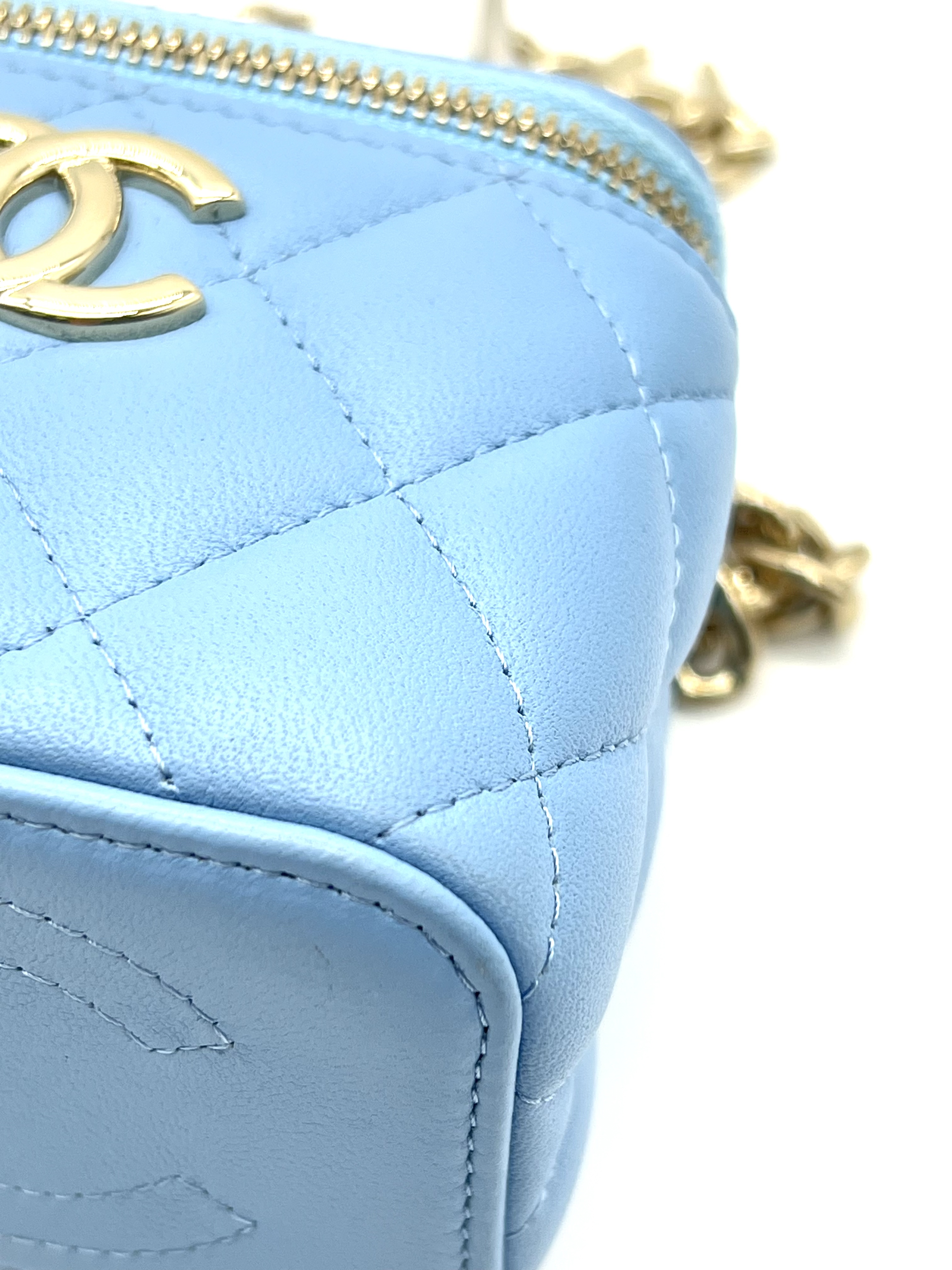 Pre-Owned CHANEL Tiffany Blue Vanity Case / Product Code: 36050610