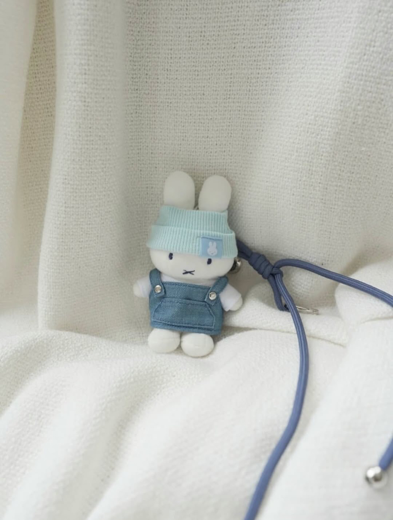 （約4月底到貨）🇰🇷韓國限定Miffy Seoul Denim Edition系列匙扣公仔掛飾（$168