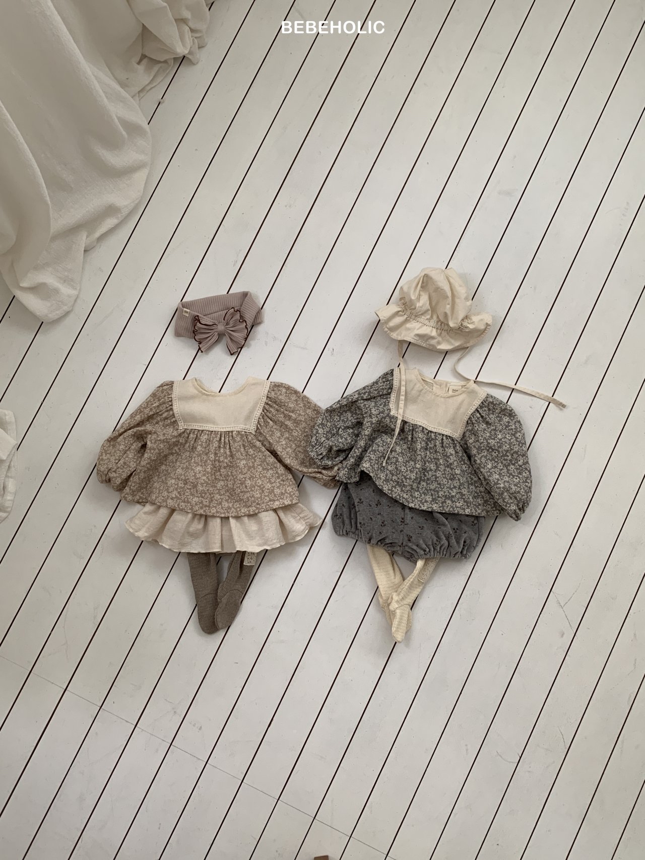 🌸預訂 韓國直送🌸🇰🇷BEBEHOLIC兩色碎花蕾絲方巾領長袖上衣