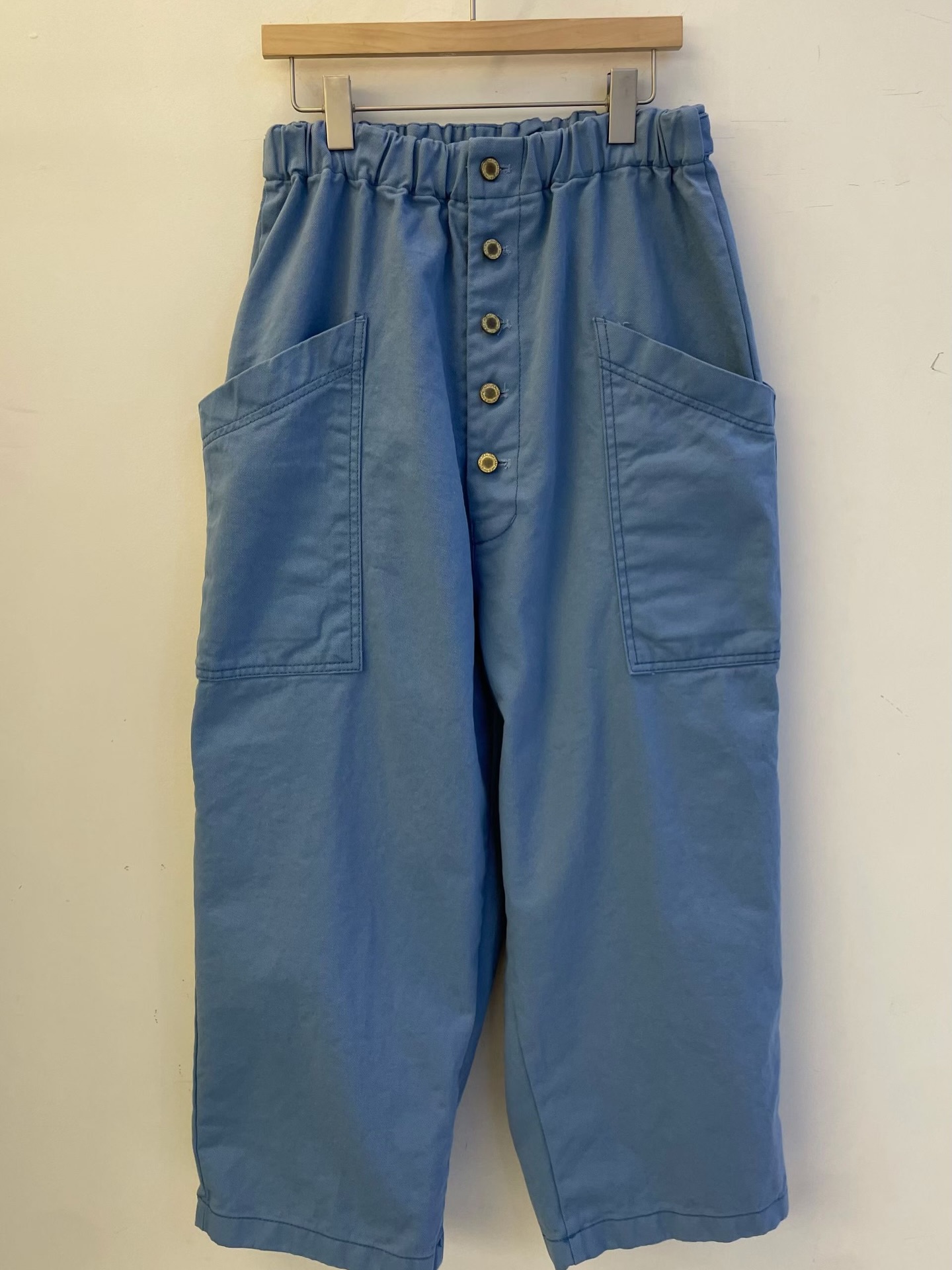 XNN OY 排鈕輕鬆褲