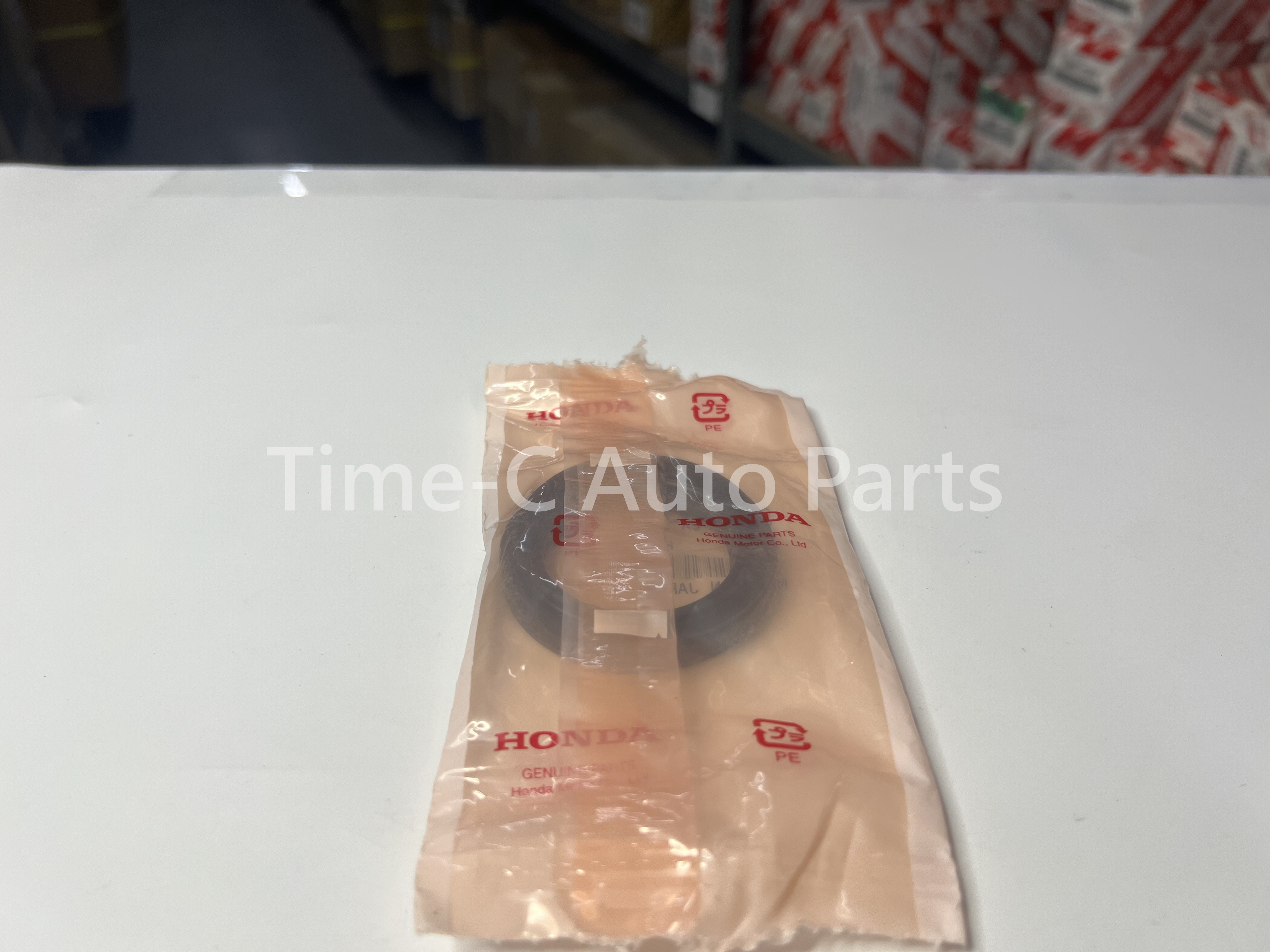 左橫什油封 91205-P0X-005 - Honda Stepwgn