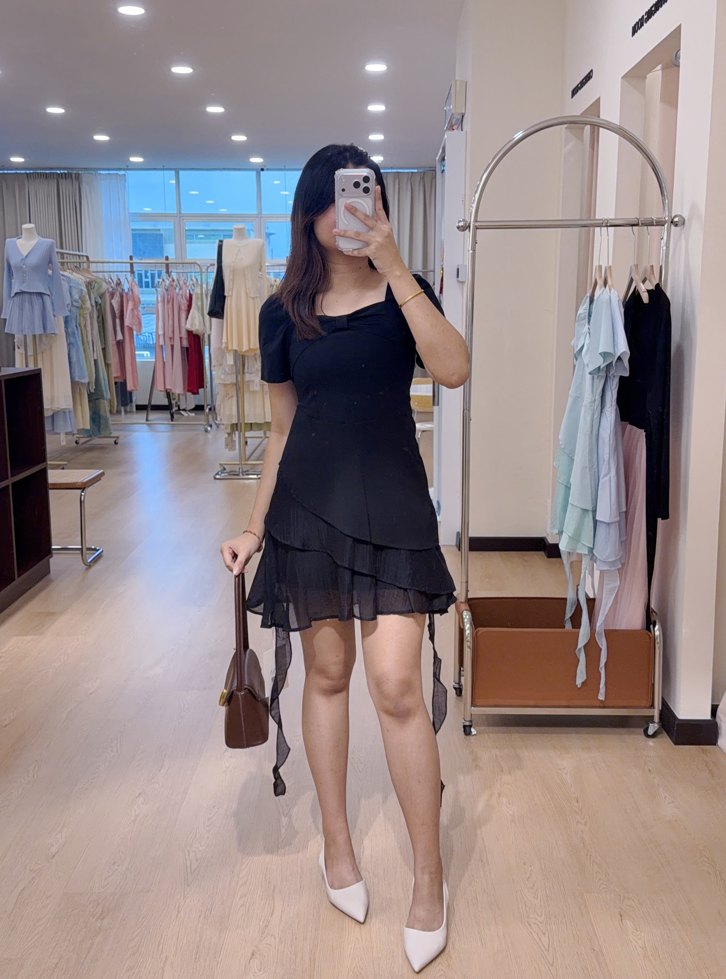 2856法式设计感连身裙