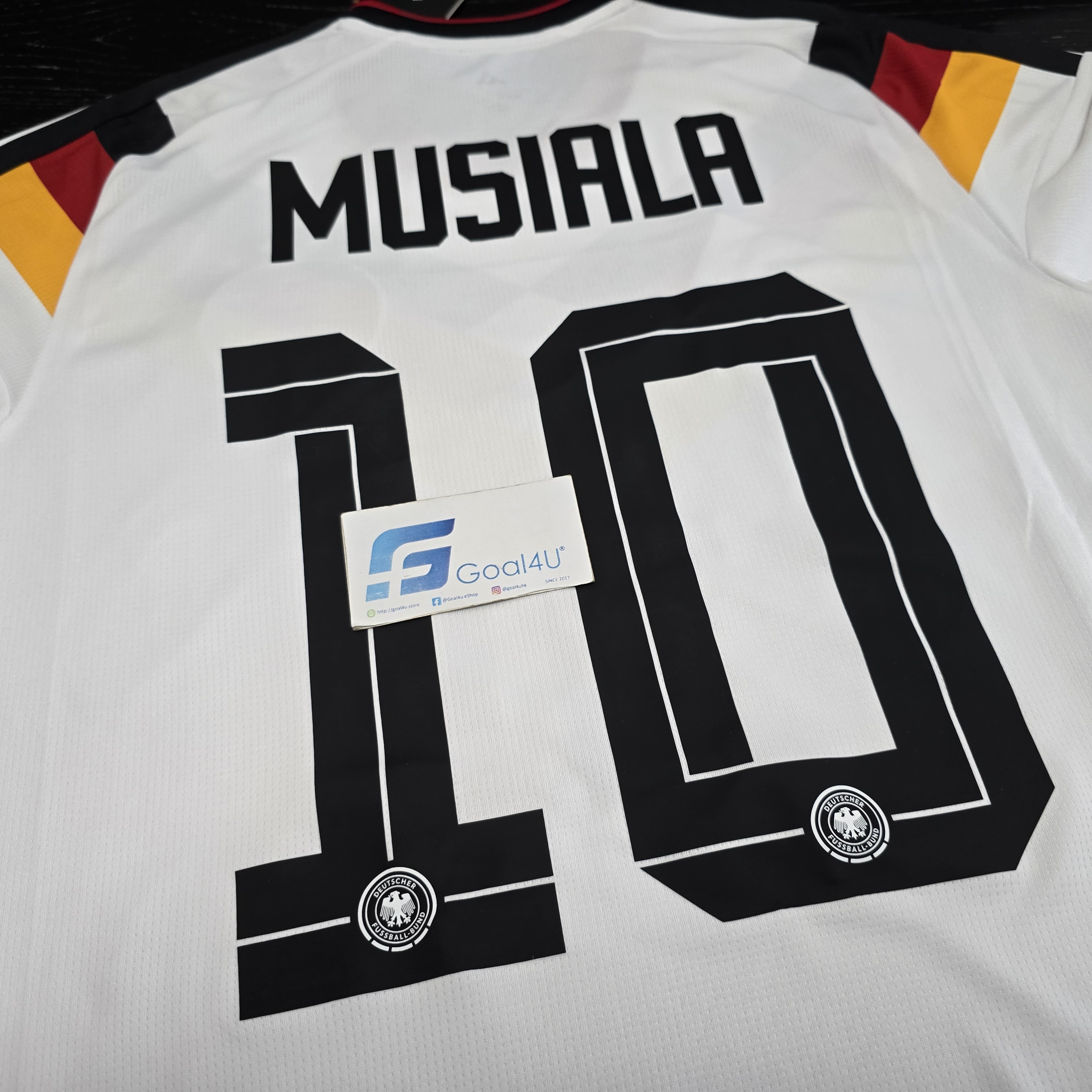 #部分碼現貨 ⚪⚫🟥🟨 向冠軍榮耀致敬的最後戰袍  Adidas Germany 德國 2025-26 主場球迷版球衣 (可加印球員印字及臂章) KD8363