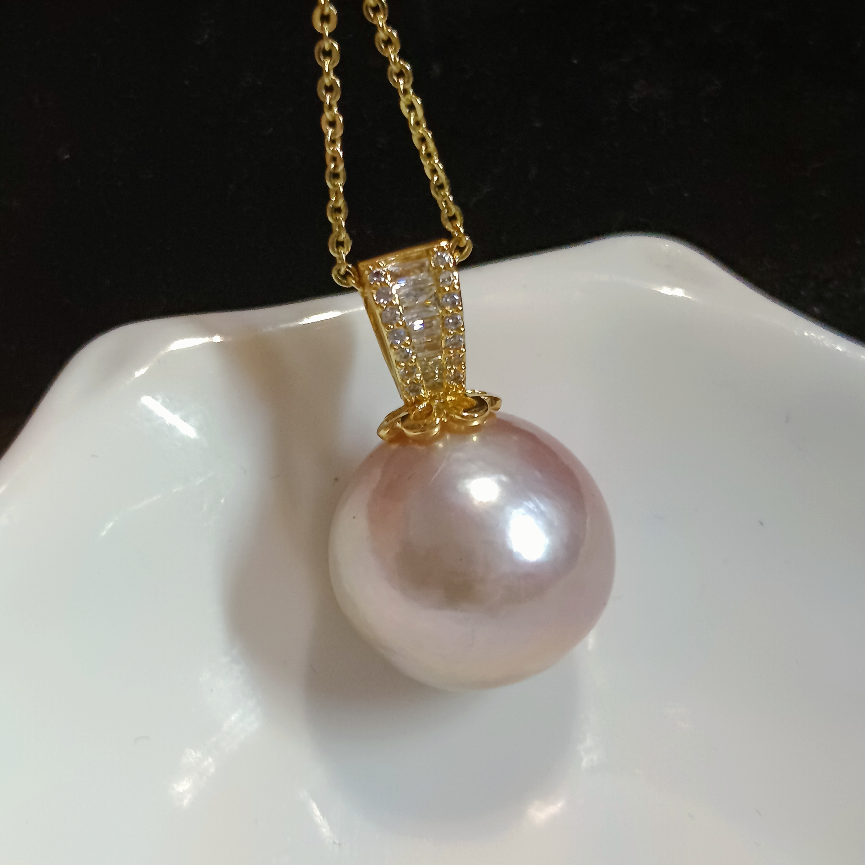 🎉特惠孤品‼️近正圓極光淡水愛迪生金屬銀粉炫彩珍珠注金吊墜含鍊