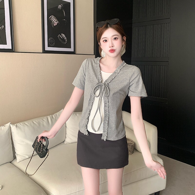 B03(36826) 韩版甜美风假两件拼白内搭外撞色木耳边系带3色上衣