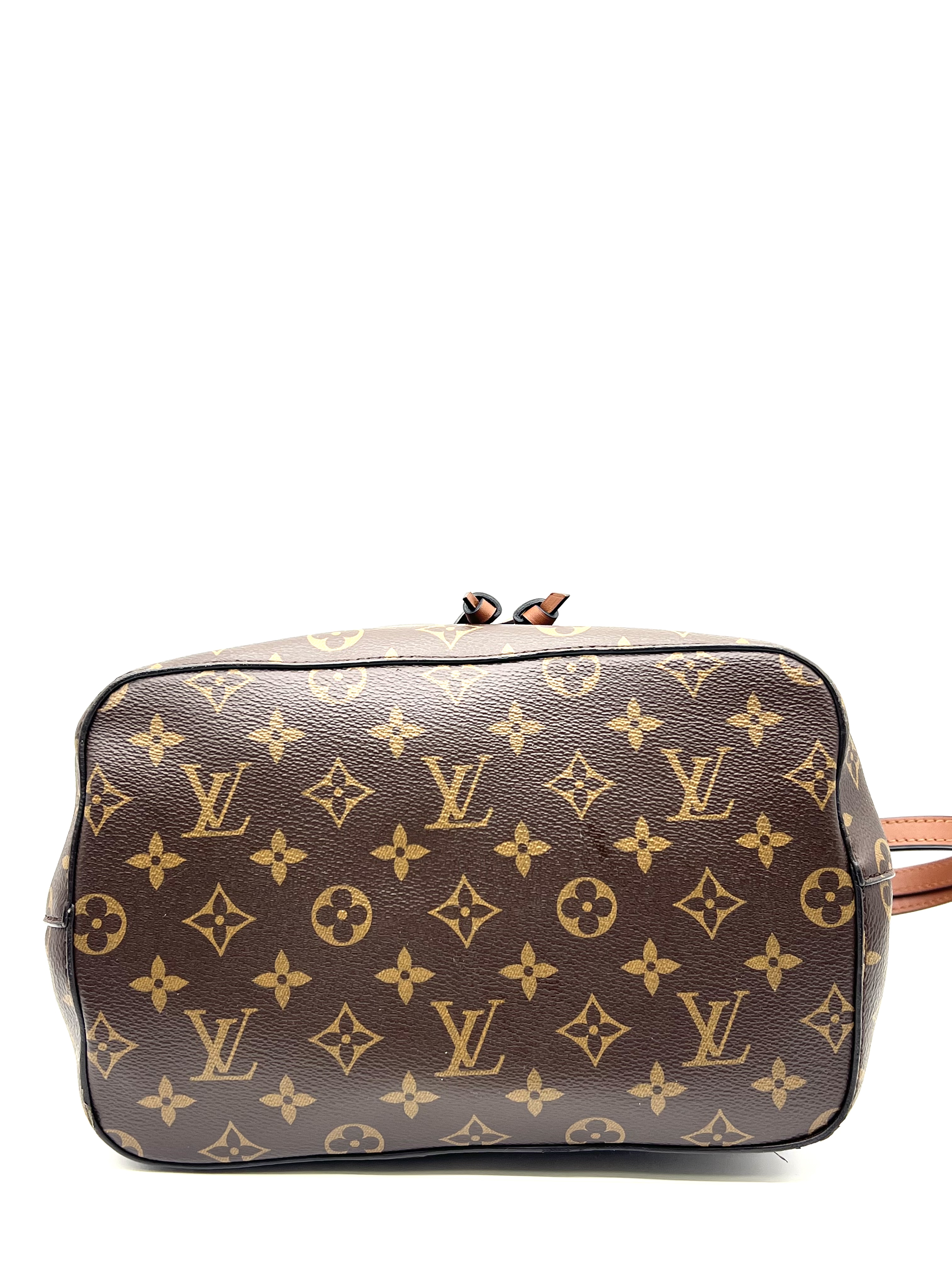 Pre-Owned LV Bucket Bag / Product Code: 26051008