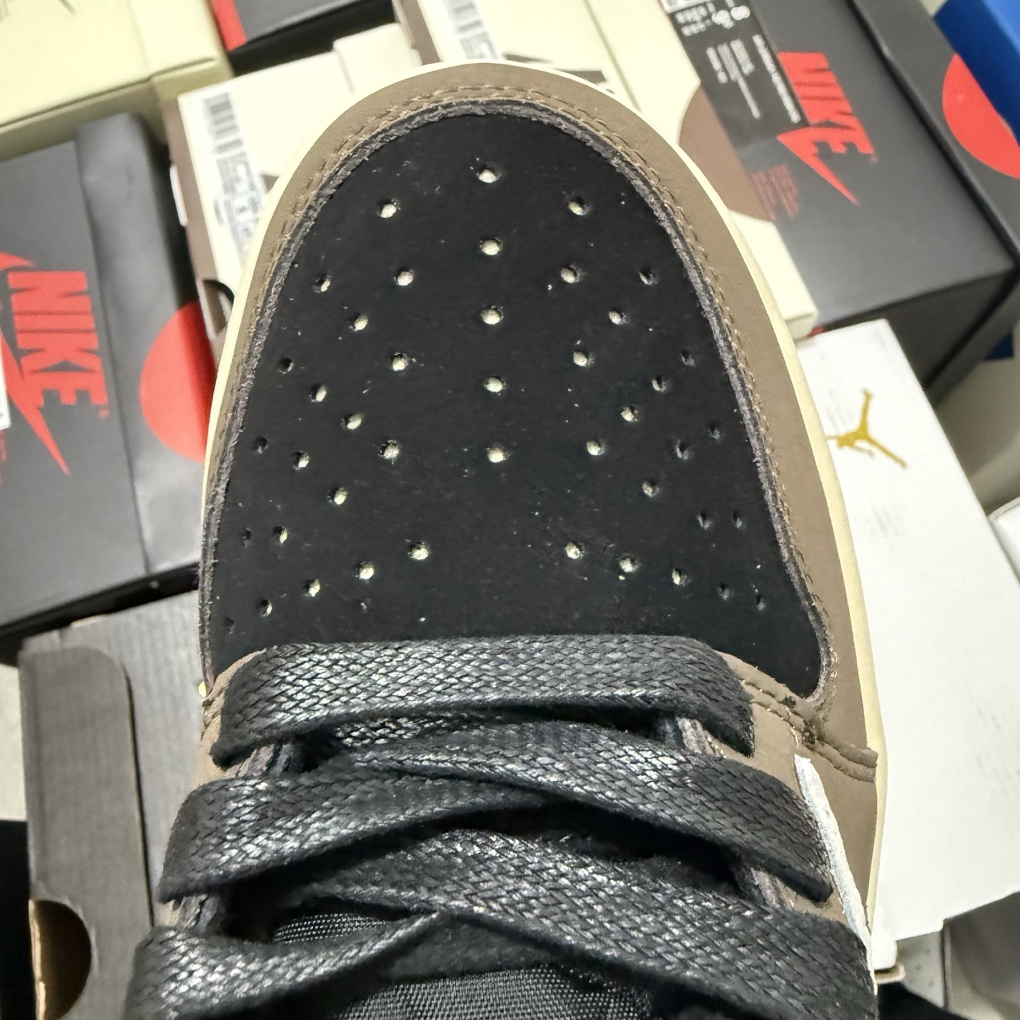 Travis Scott x Air Jordan 1 Low OG "Mocha" CQ4277-001