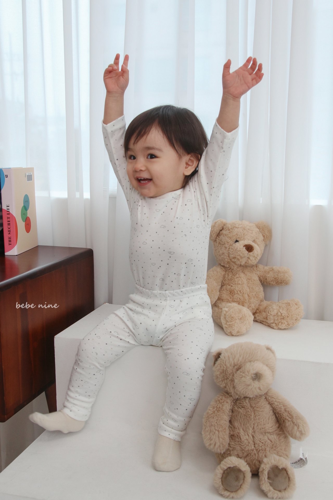 🌸預訂 韓國直送🌸🇰🇷Bebenine兩色簡約波點星月長袖家居服上下套裝