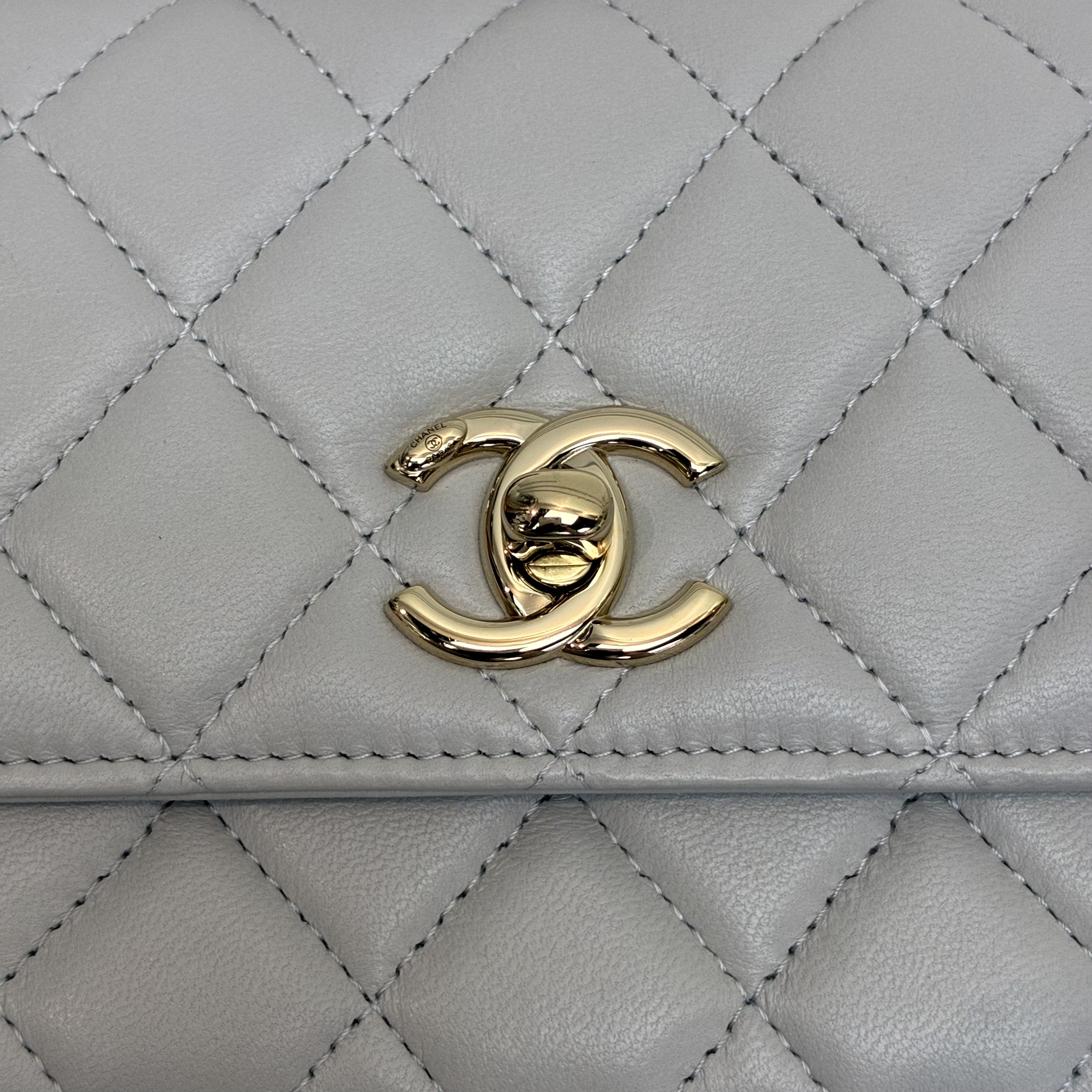 full set Chanel trendy cc 手柄woc 淺灰色羊皮 溫柔風🤍