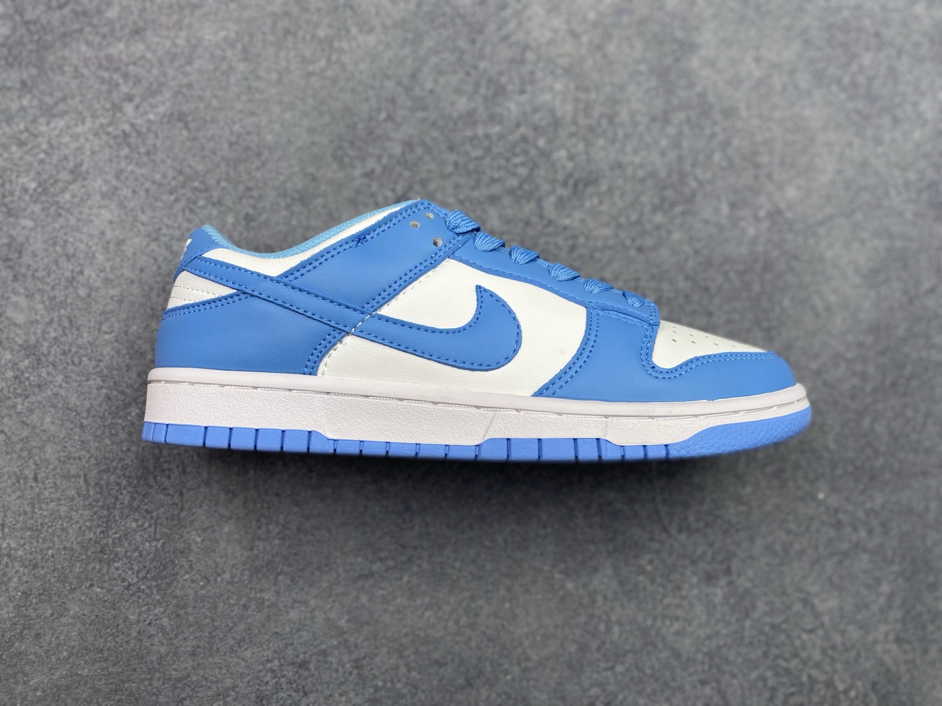 Nike Dunk Low DD1391-102