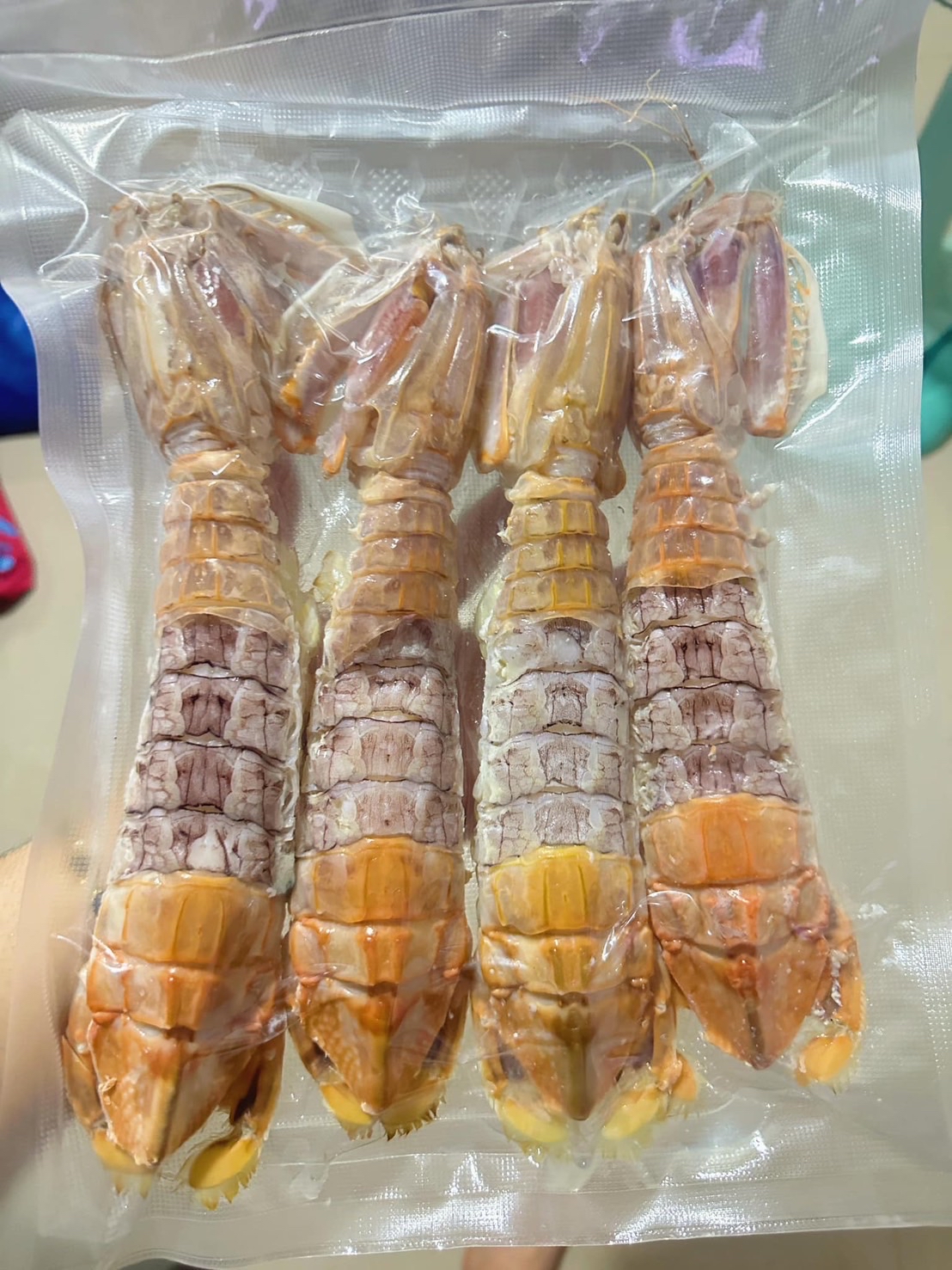 泰國即食海鮮之選罕有大隻瀨尿蝦