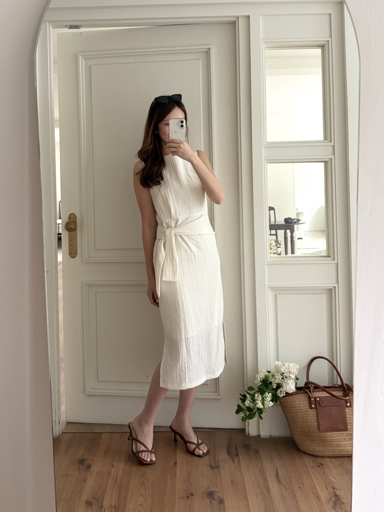 Pastelly Gathered Waist Dress (Ivory)